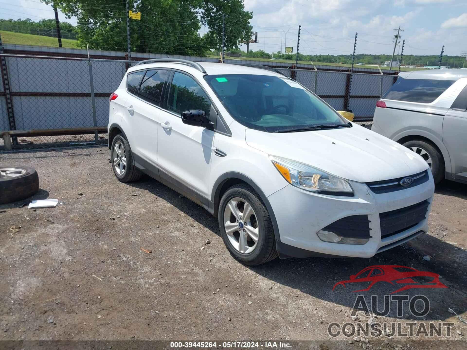 FORD ESCAPE 2016 - 1FMCU0GX3GUB58707
