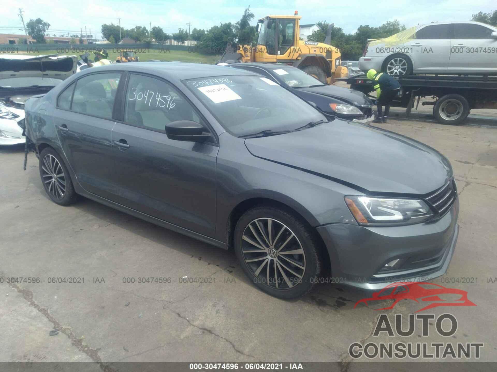 VOLKSWAGEN JETTA 2017 - 3VWD17AJ7HM305516