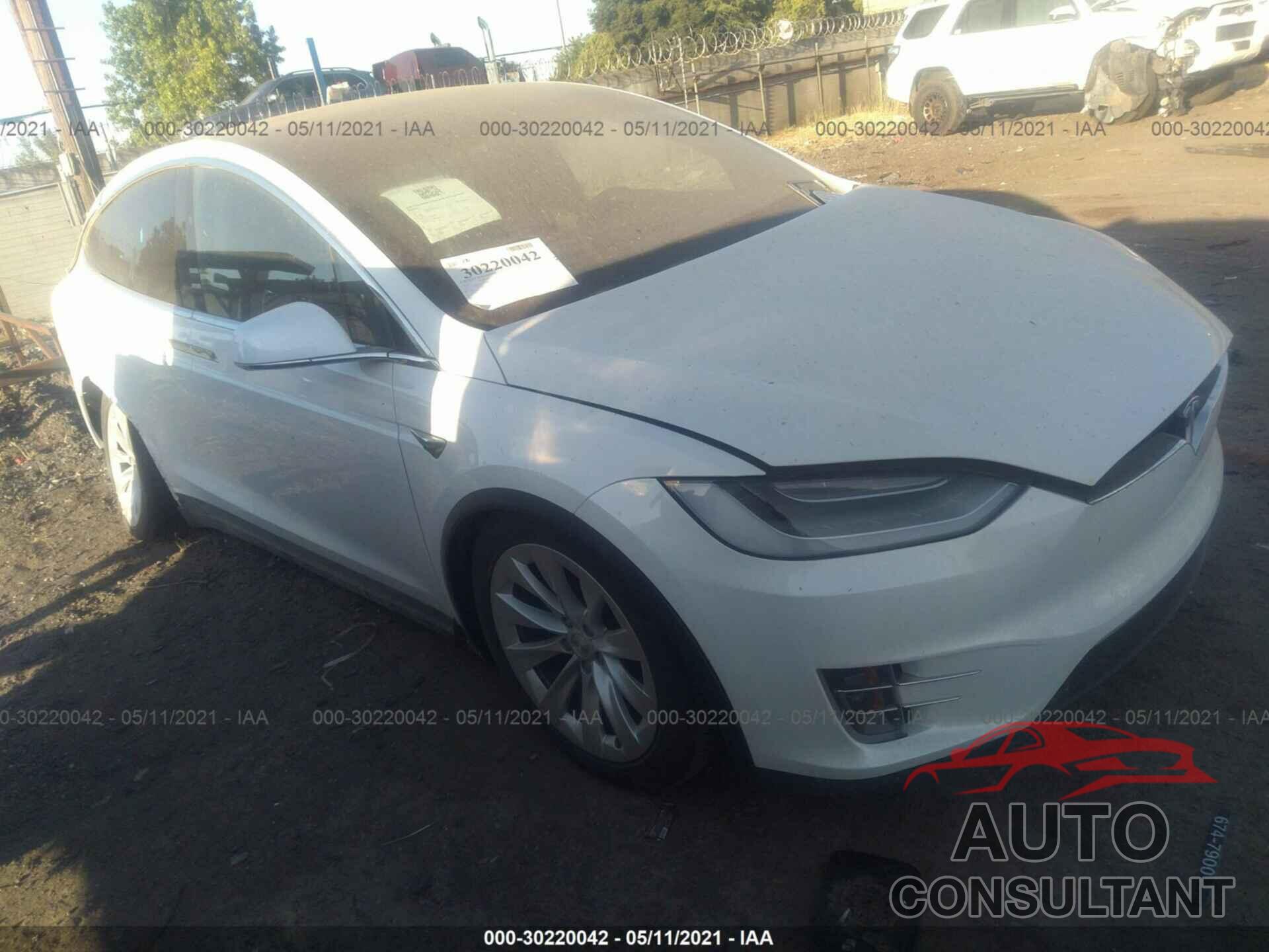 TESLA MODEL X 2020 - 5YJXCBE26LF272294