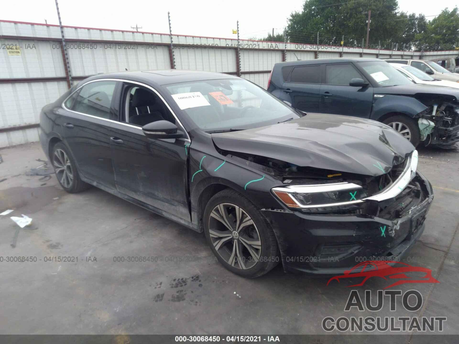 VOLKSWAGEN PASSAT 2020 - 1VWCA7A30LC016548