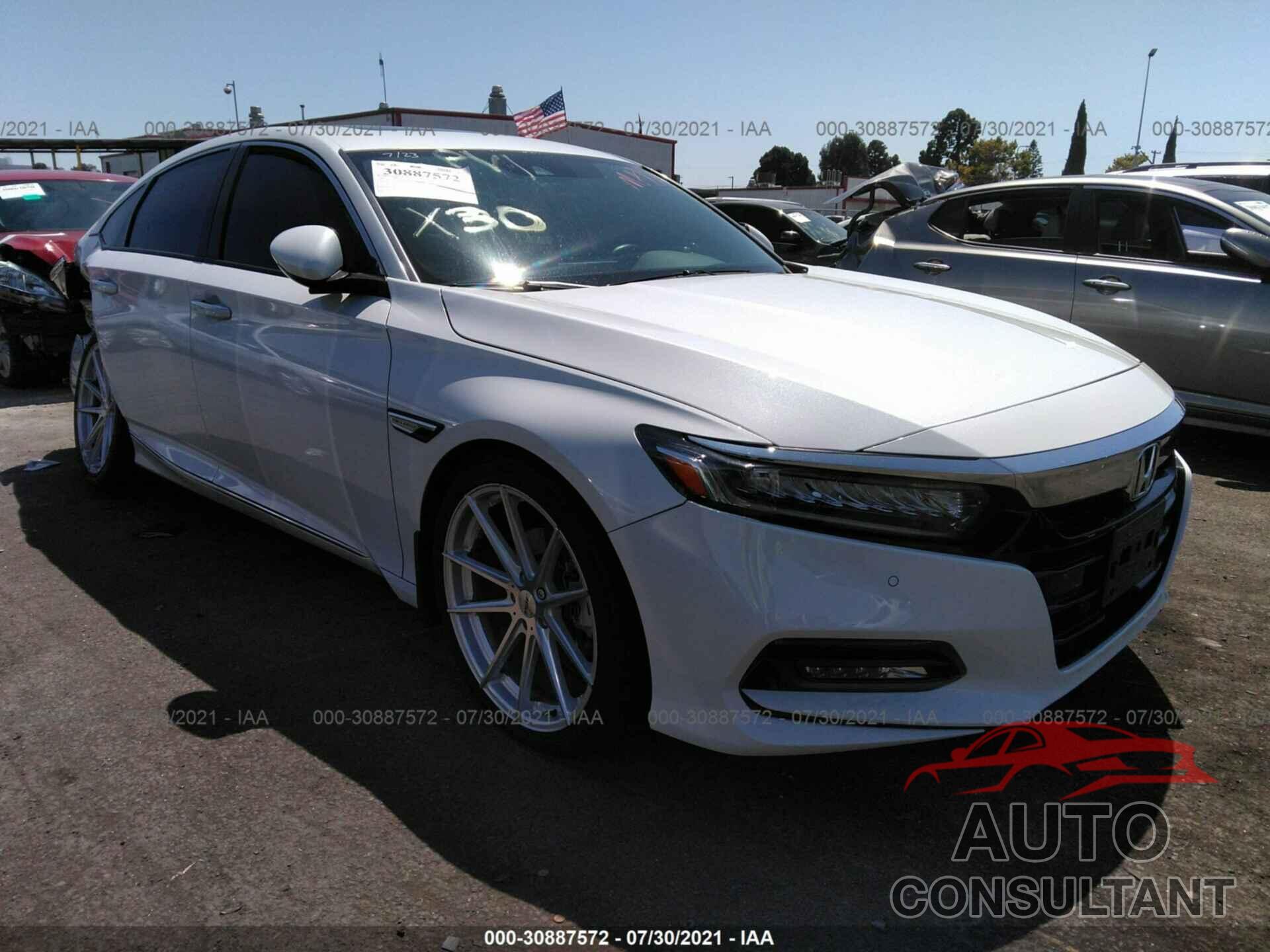 HONDA ACCORD SEDAN 2018 - 1HGCV2F95JA054391