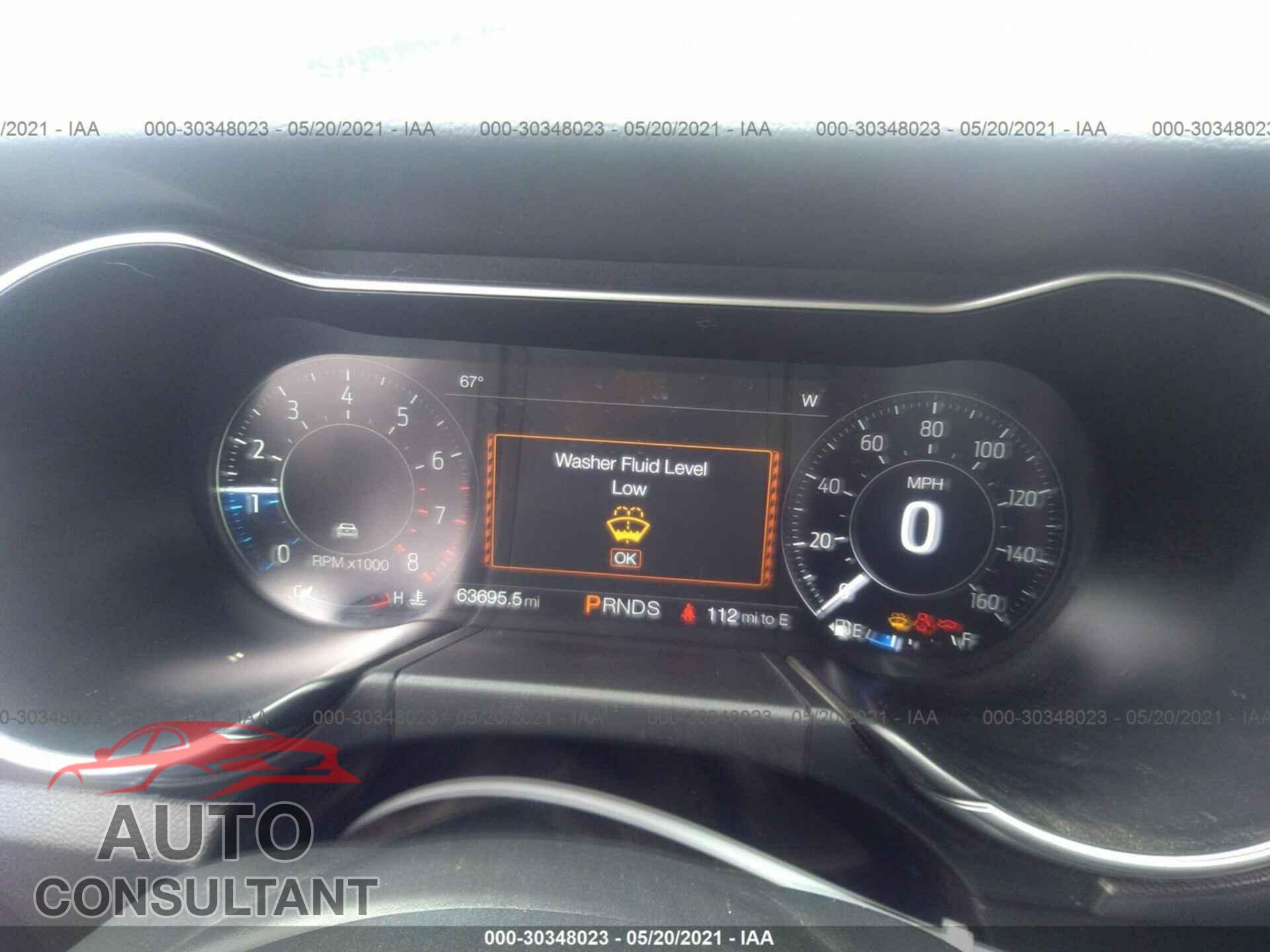 FORD MUSTANG 2018 - 1FATP8UH2J5156266