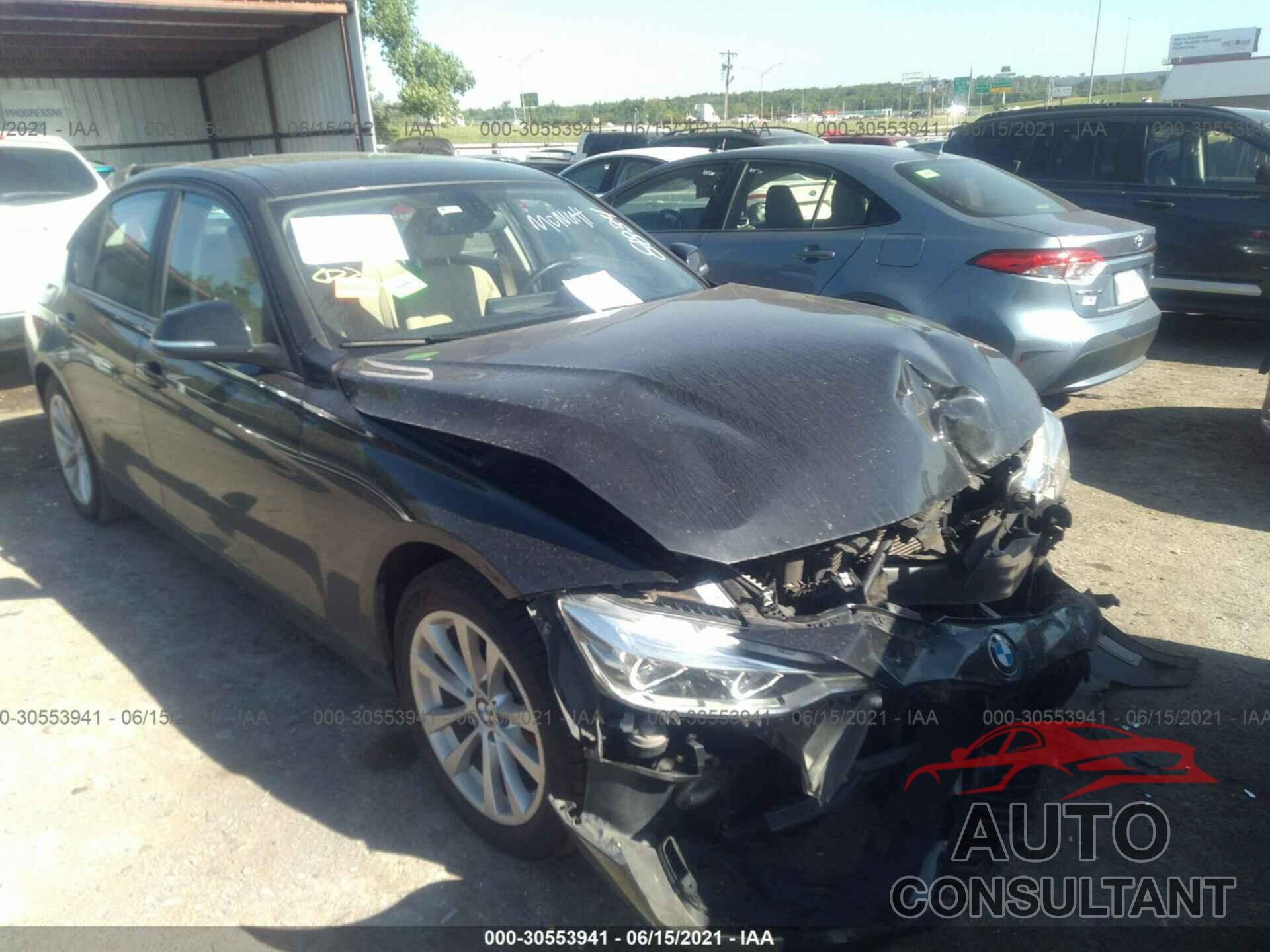 BMW 3 SERIES 2018 - WBA8E1G52JNU88834