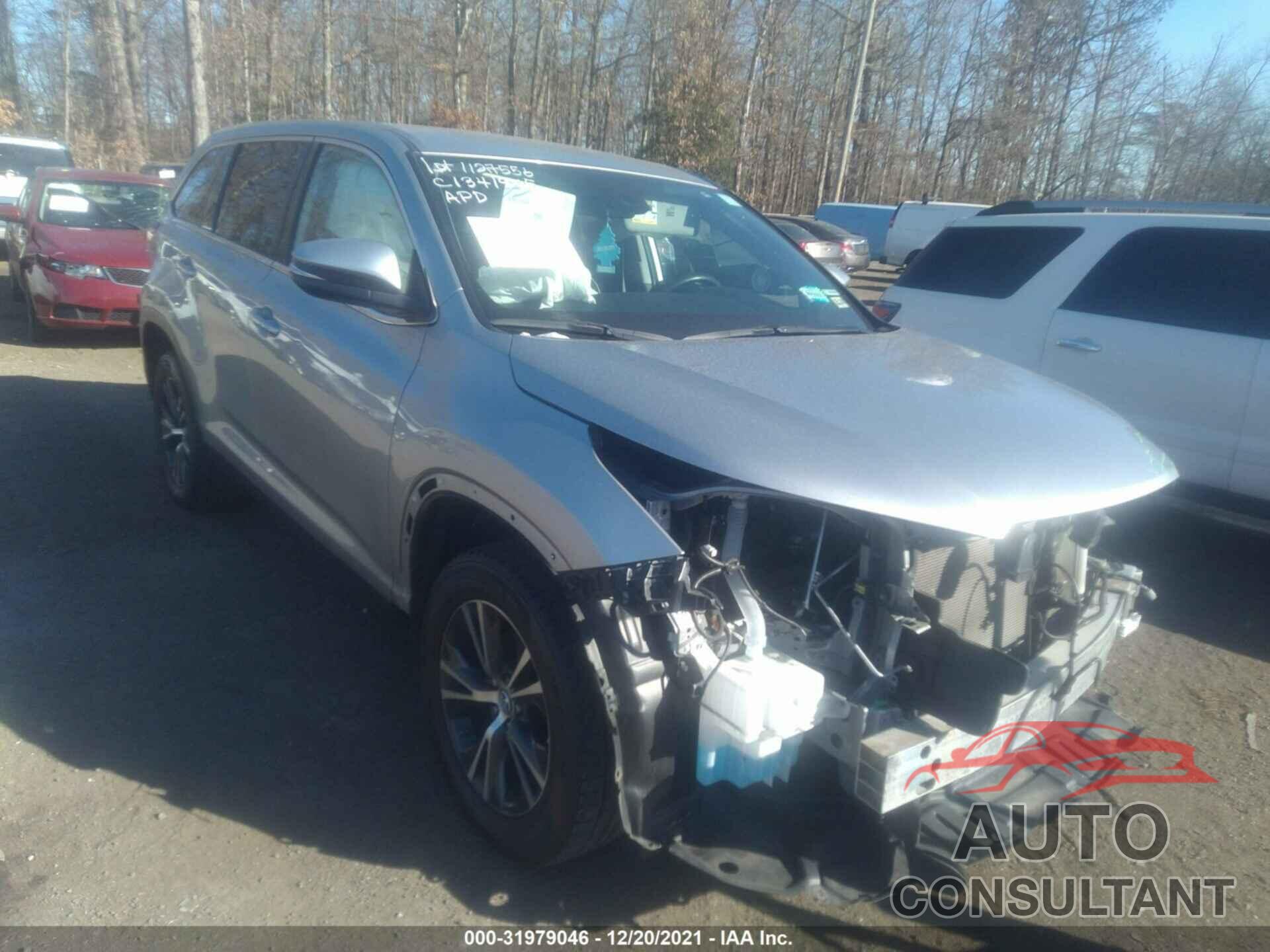 TOYOTA HIGHLANDER 2019 - 5TDZARFH5KS049894