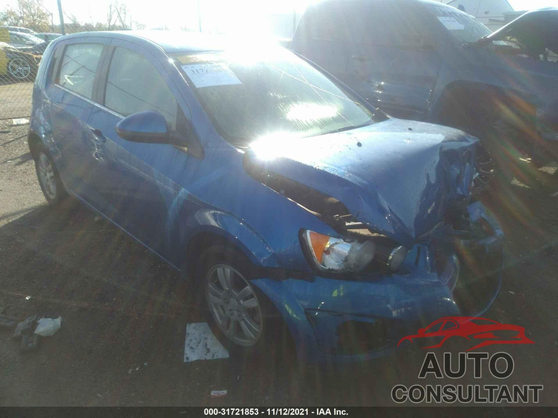 CHEVROLET SONIC 2016 - 1G1JC6SH3G4183438