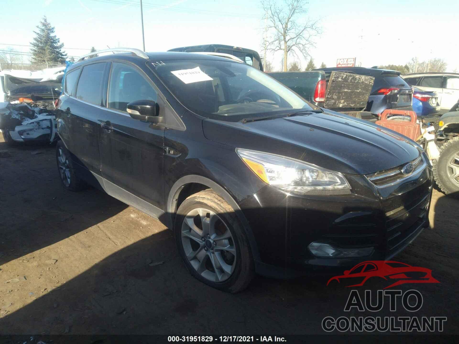 FORD ESCAPE 2016 - 1FMCU0J97GUB94118