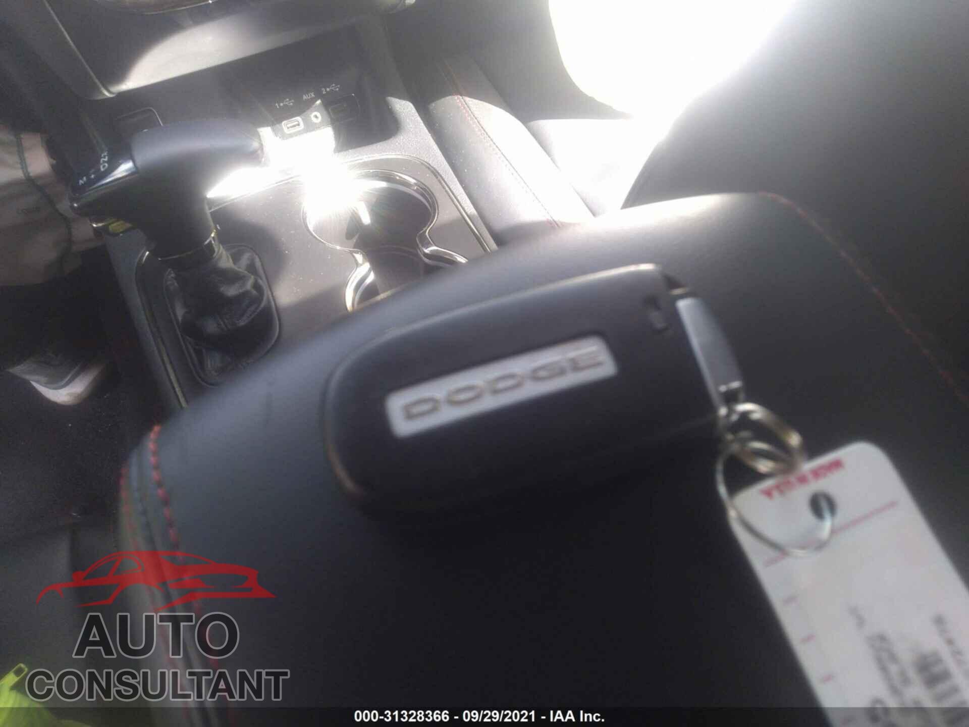 DODGE DURANGO 2018 - 1C4RDJDG2JC372478
