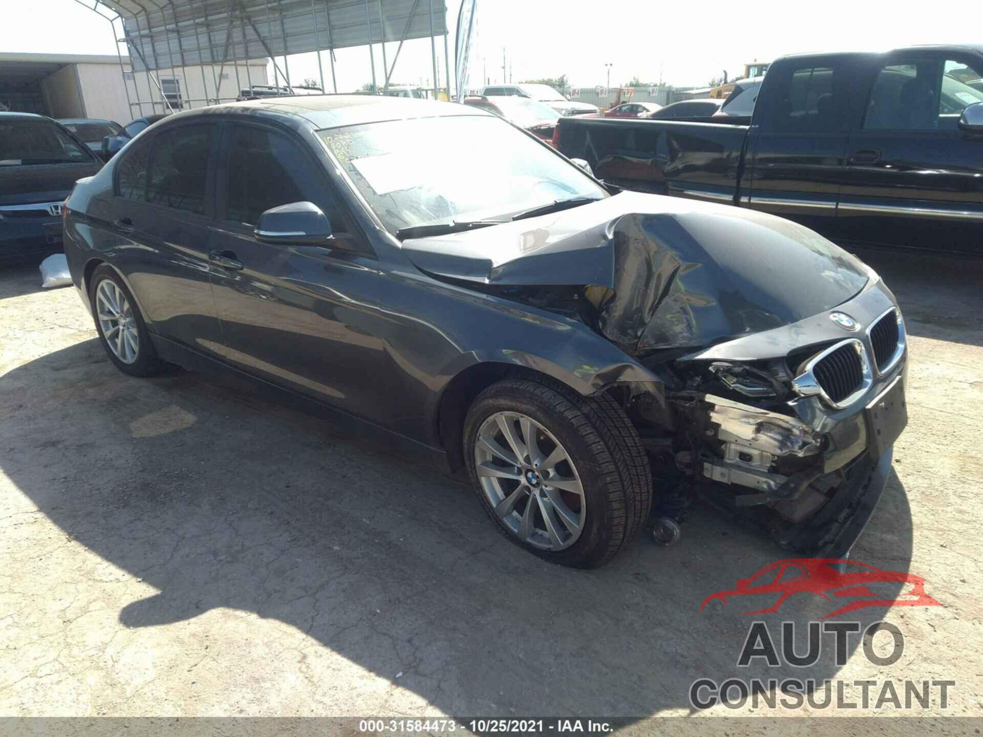 BMW 3 SERIES 2018 - WBA8E1G55JNU91808