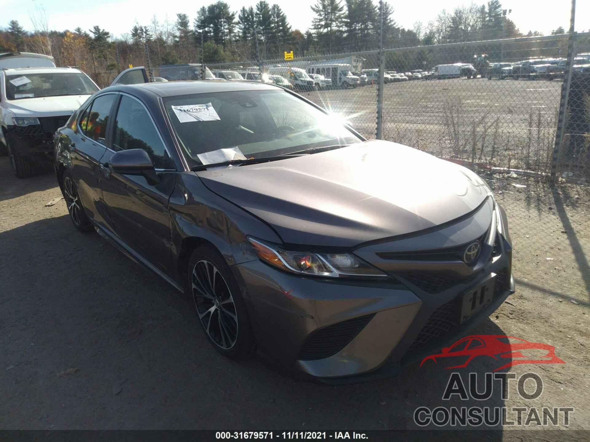 TOYOTA CAMRY 2019 - 4T1B11HKXKU700813