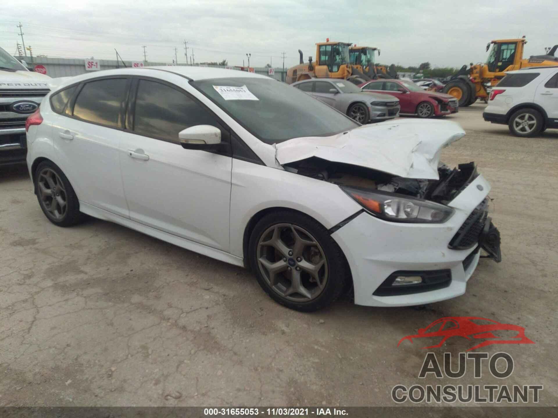 FORD FOCUS 2018 - 1FADP3L93JL235961