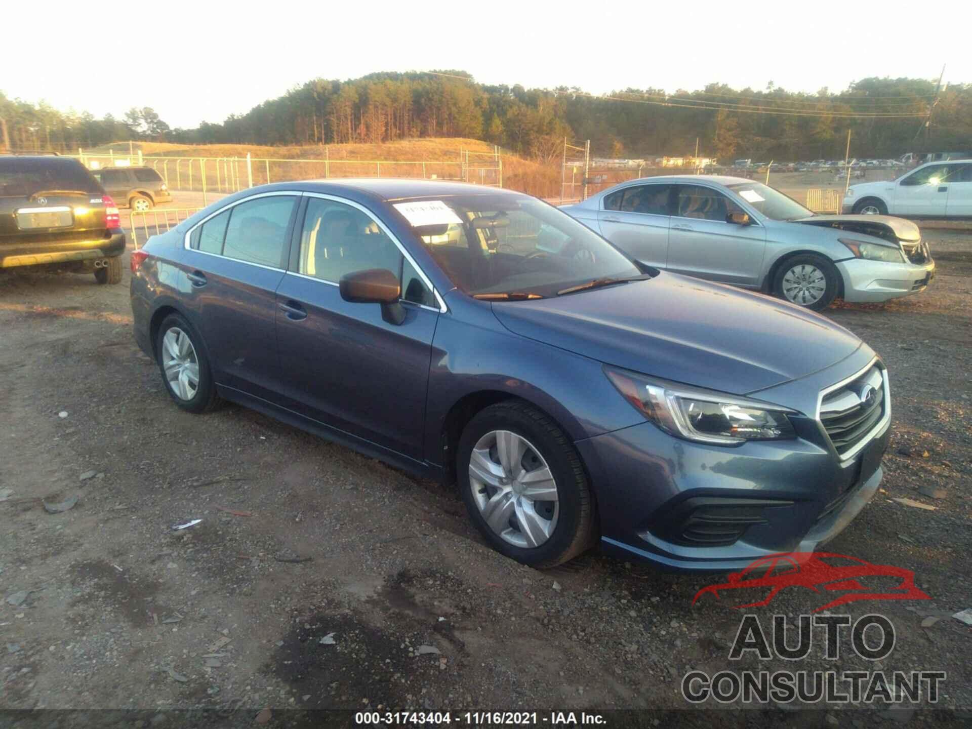 SUBARU LEGACY 2018 - 4S3BNAA66J3045849