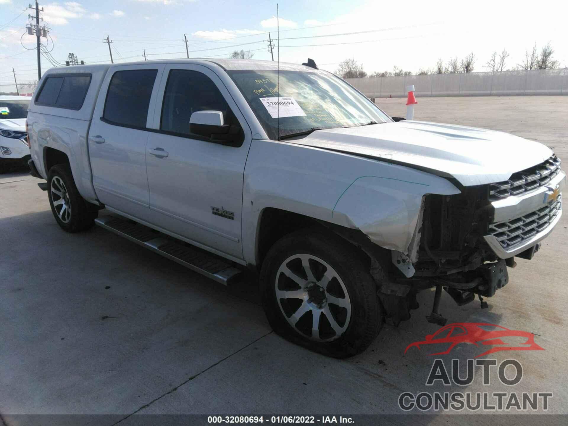 CHEVROLET SILVERADO 1500 2018 - 3GCPCRECXJG120415