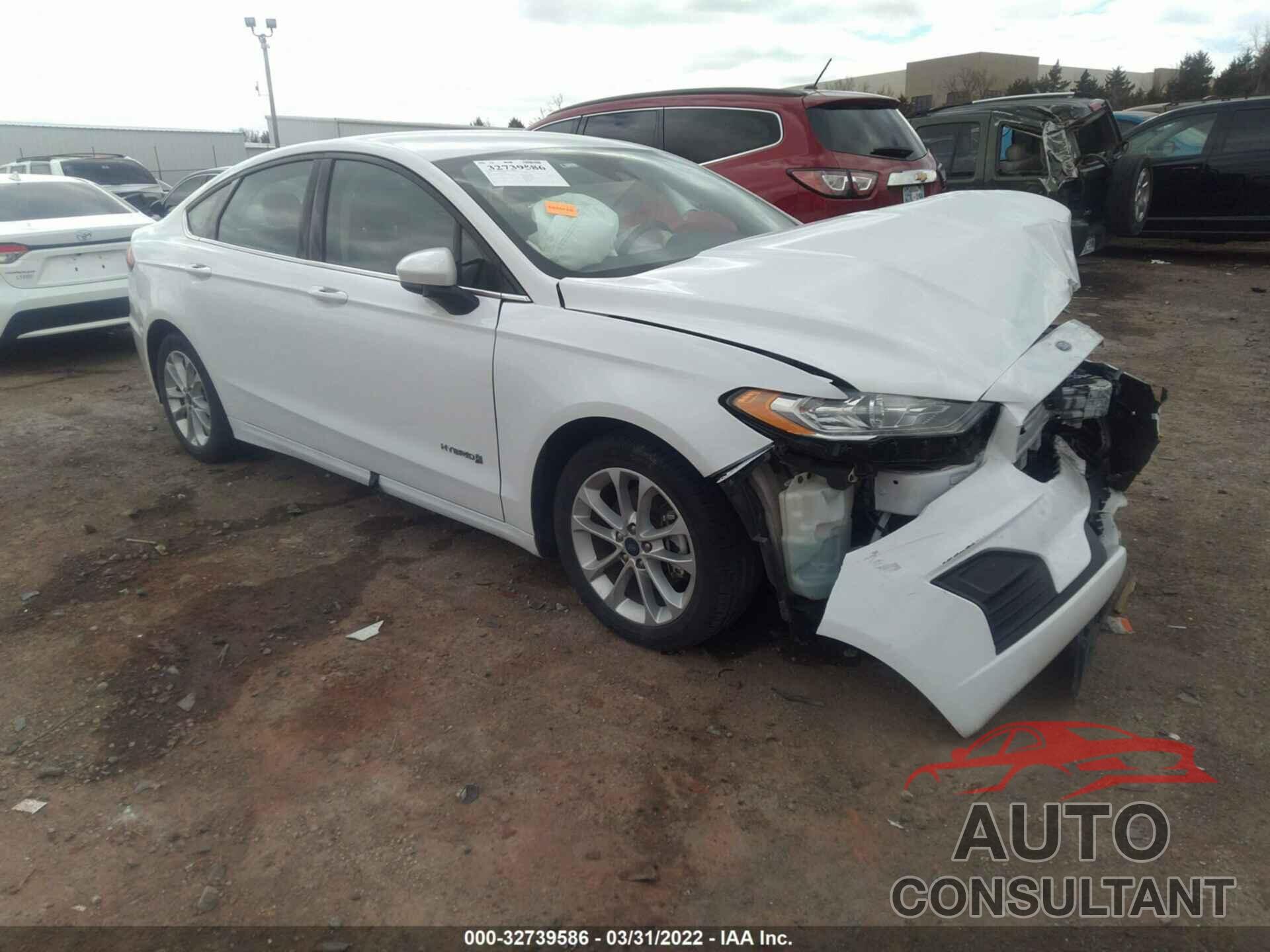 FORD FUSION HYBRID 2019 - 3FA6P0LU4KR242612