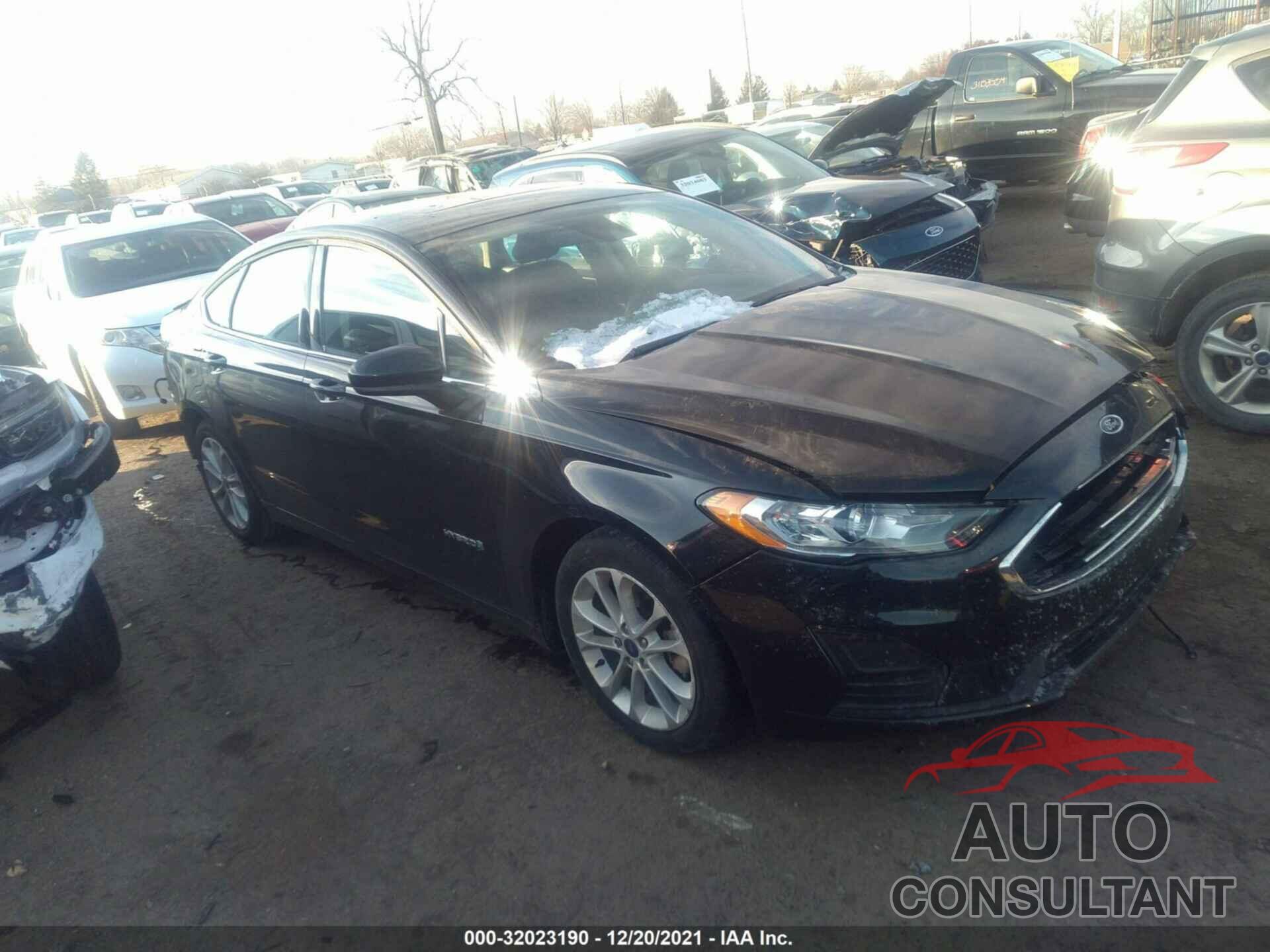 FORD FUSION HYBRID 2019 - 3FA6P0LU0KR112987