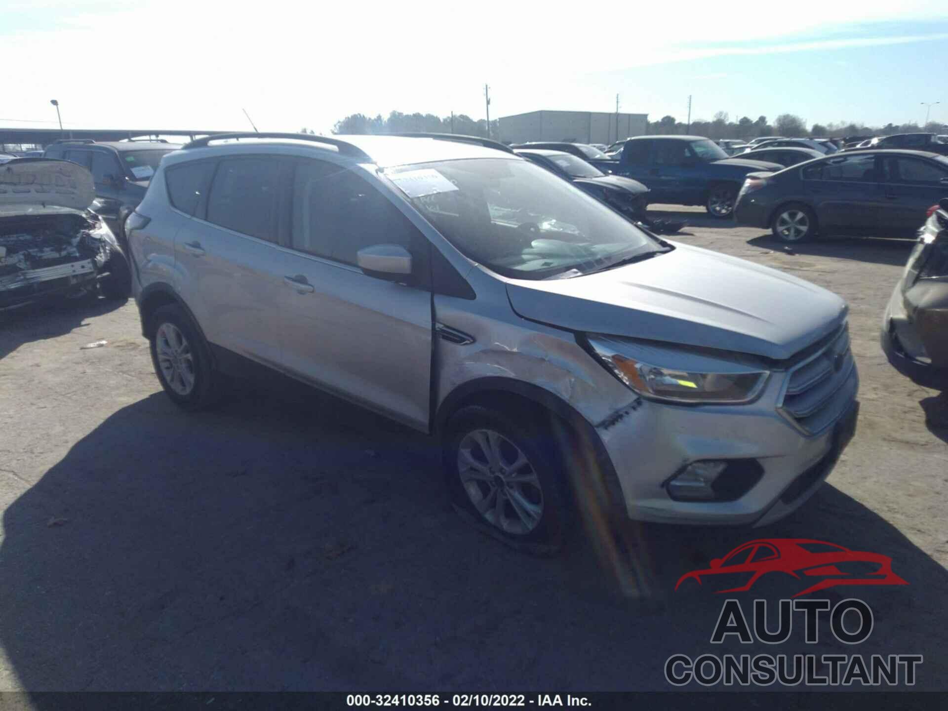 FORD ESCAPE 2018 - 1FMCU0GD8JUA65470