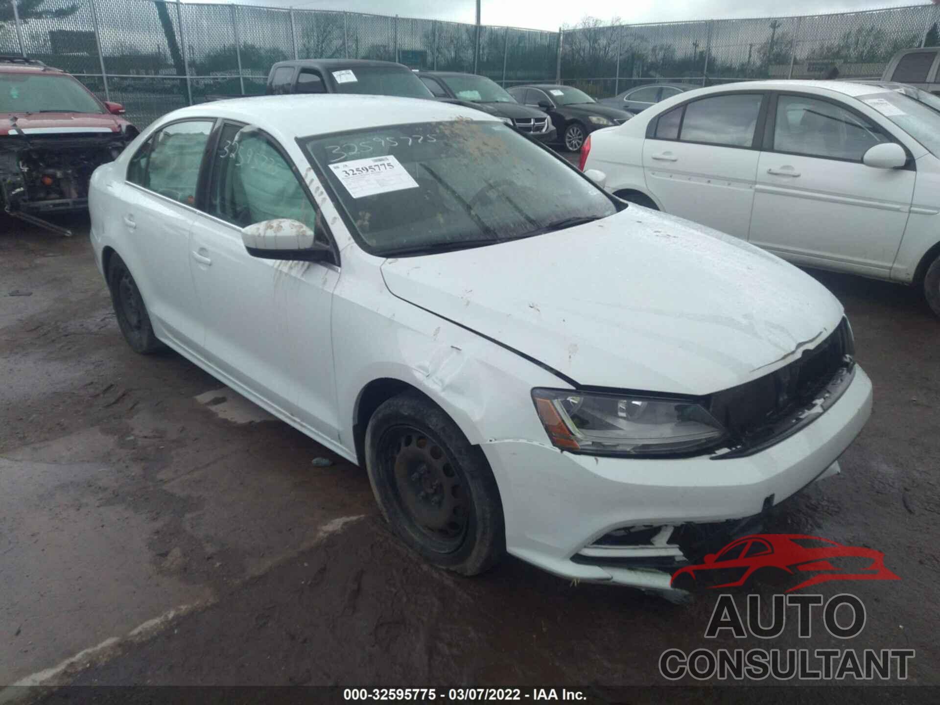 VOLKSWAGEN JETTA 2017 - 3VW167AJ0HM256776