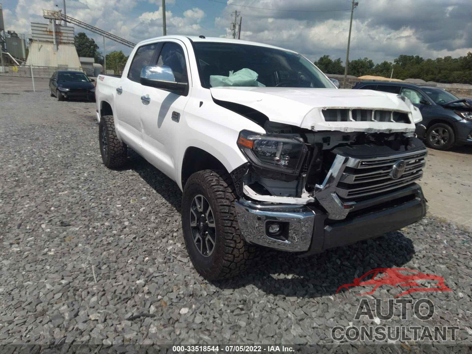 TOYOTA TUNDRA 4WD 2018 - 5TFAW5F19JX684233