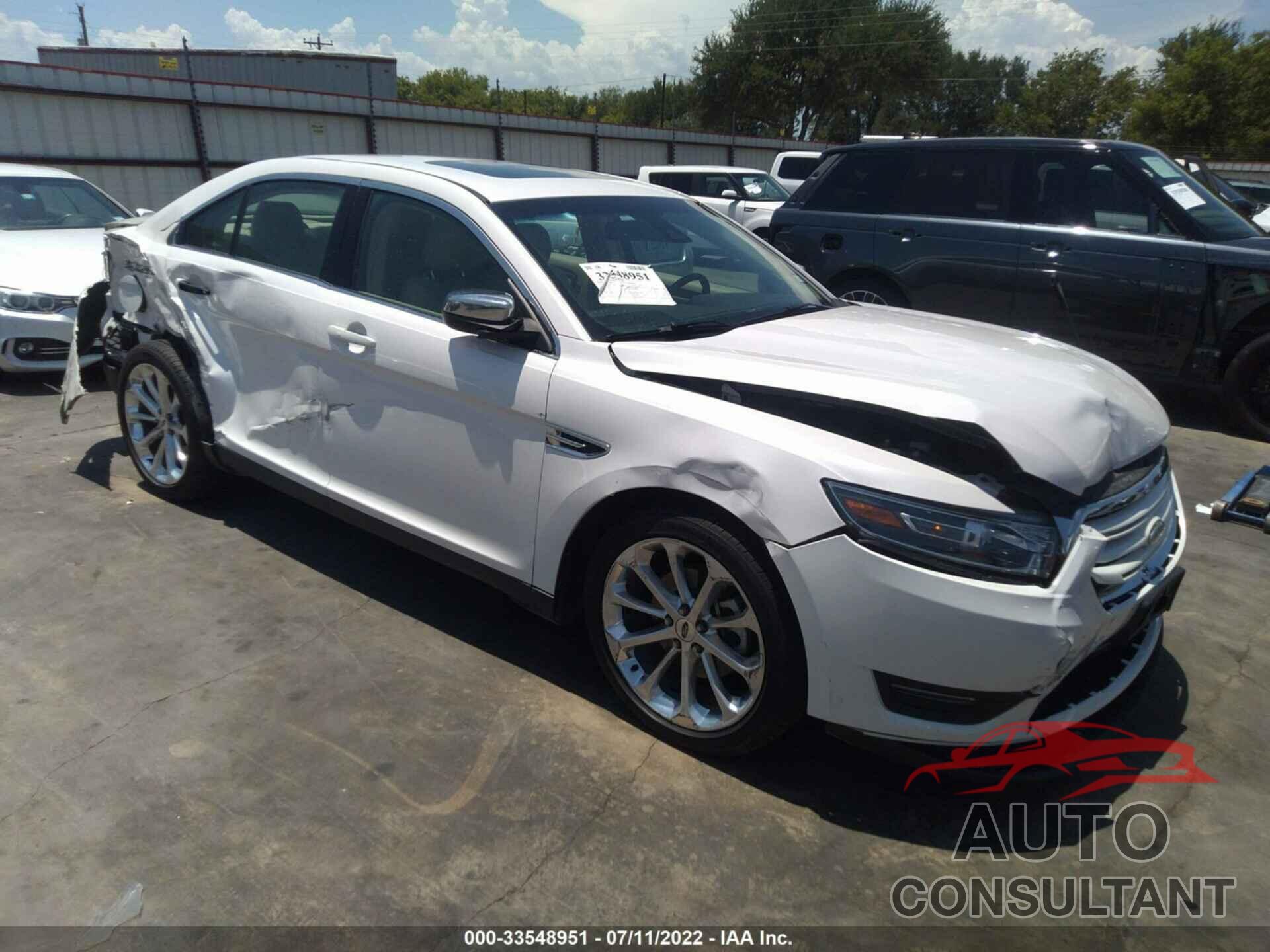 FORD TAURUS 2018 - 1FAHP2F83JG135396