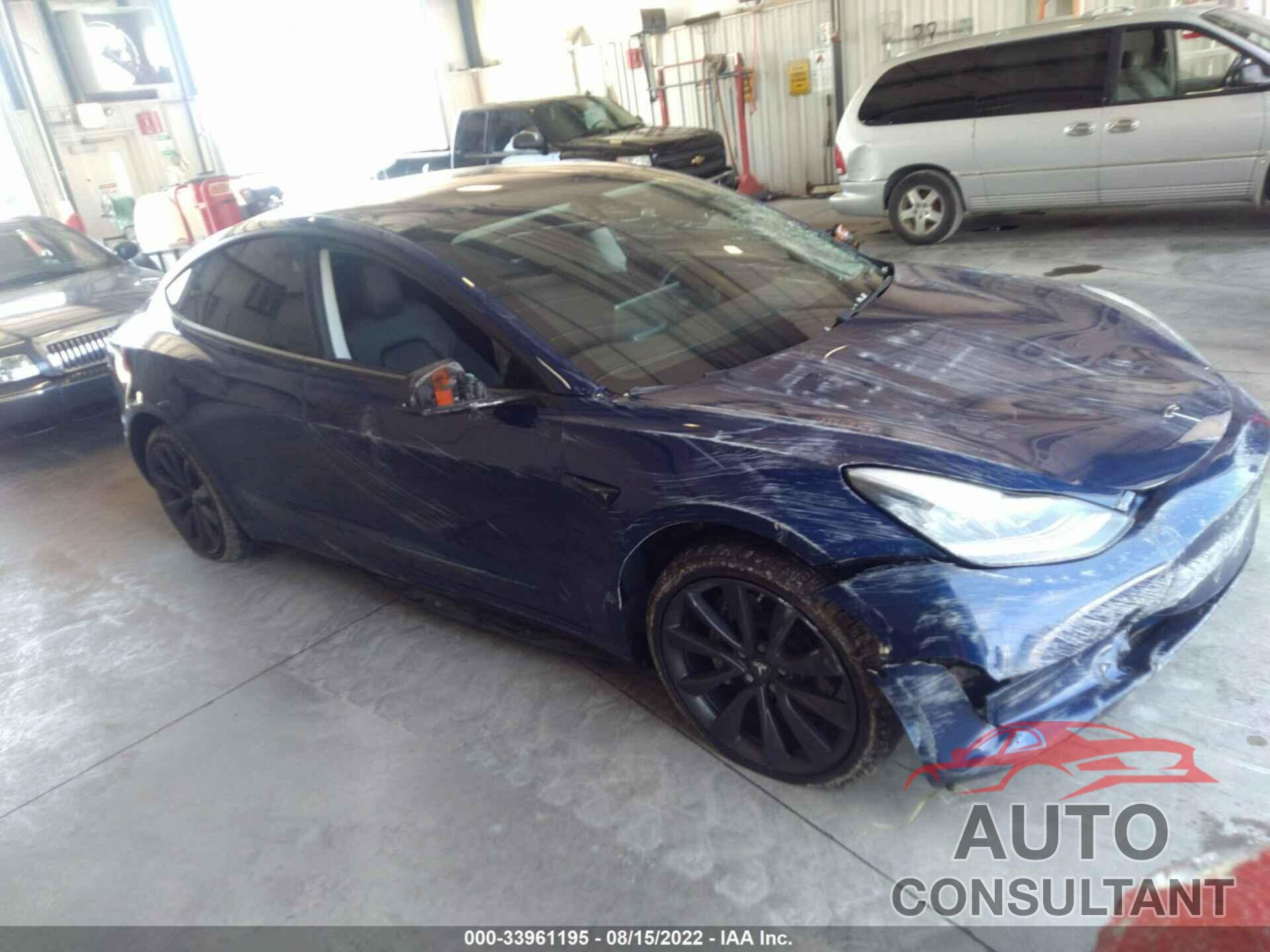 TESLA MODEL 3 2018 - 5YJ3E1EB1JF130905