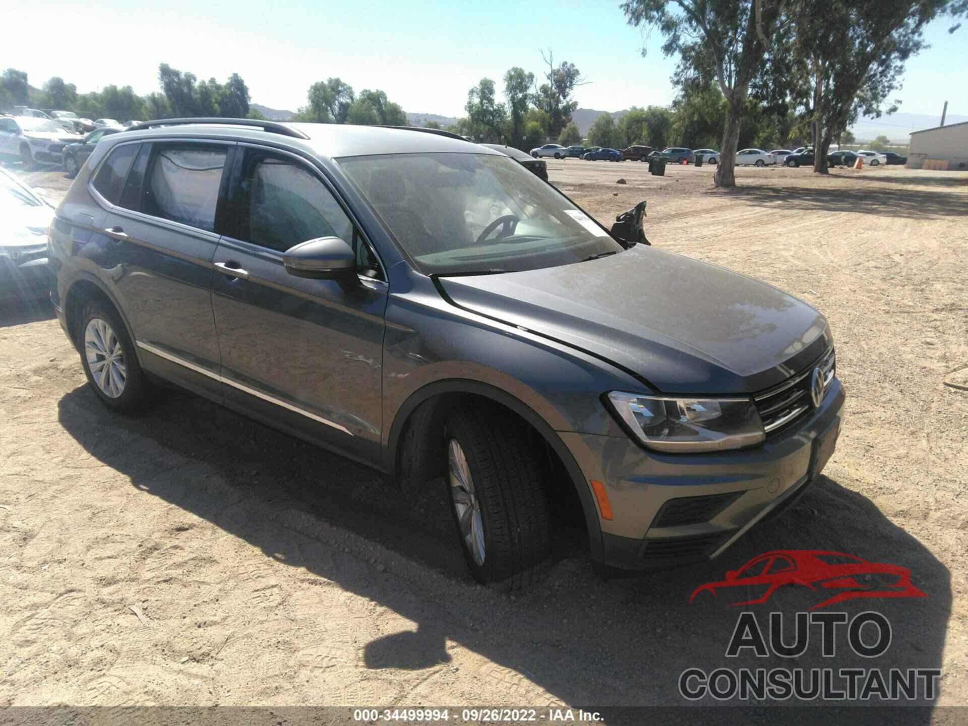 VOLKSWAGEN TIGUAN 2018 - 3VV2B7AX0JM147474