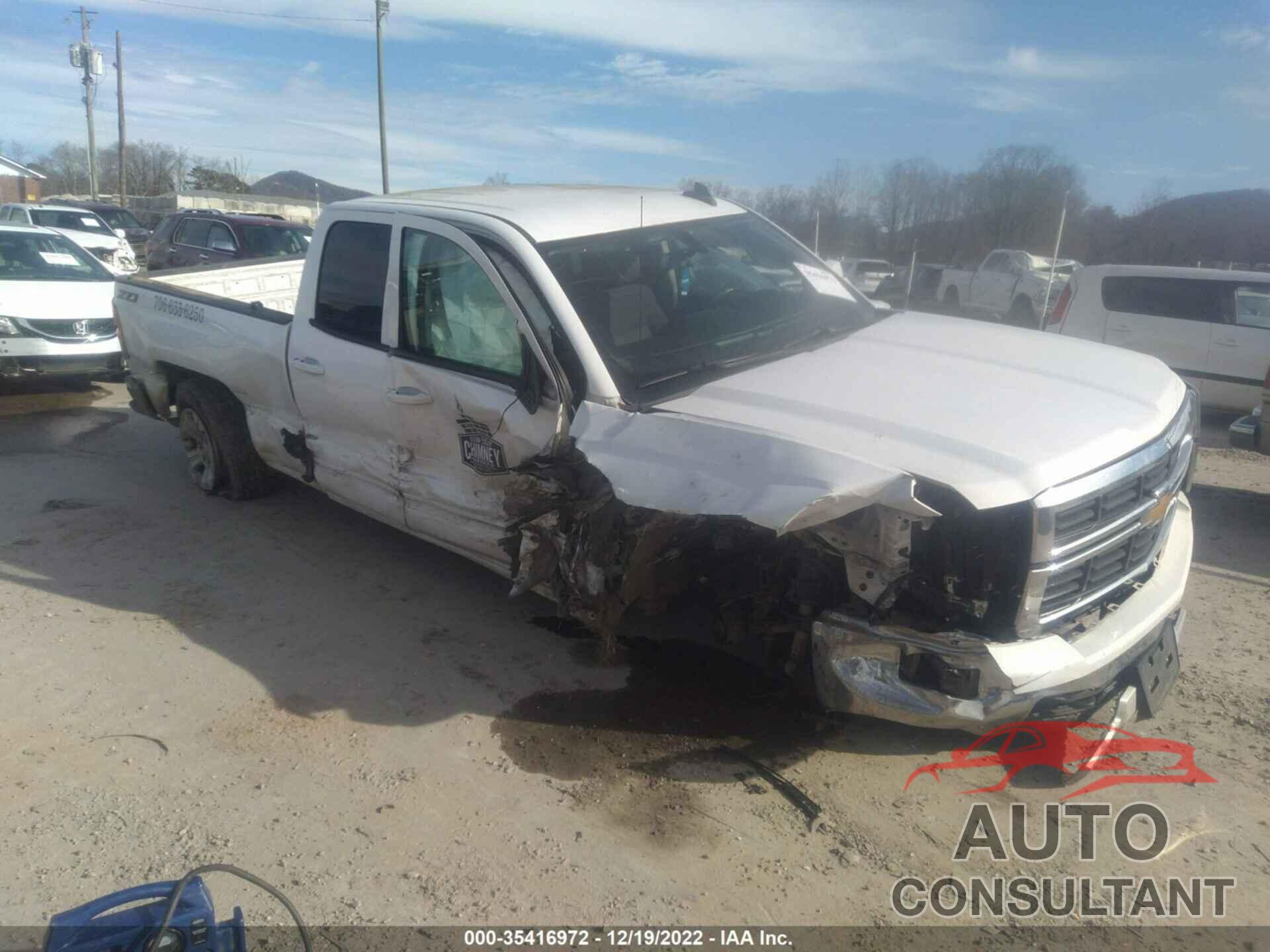 CHEVROLET SILVERADO 1500 2015 - 1GCVKREC3FZ420377