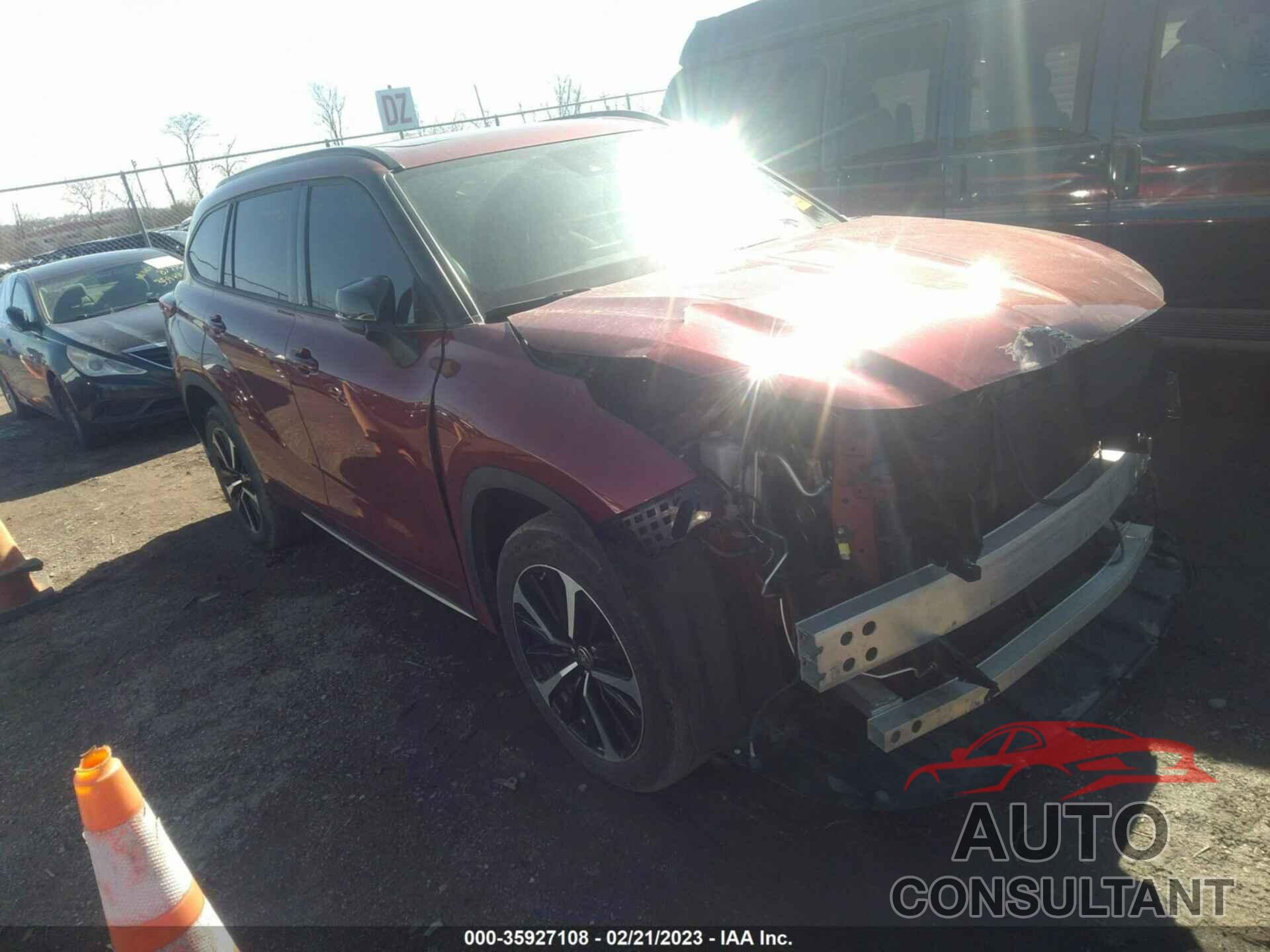 TOYOTA HIGHLANDER 2021 - 5TDJZRBH0MS075222