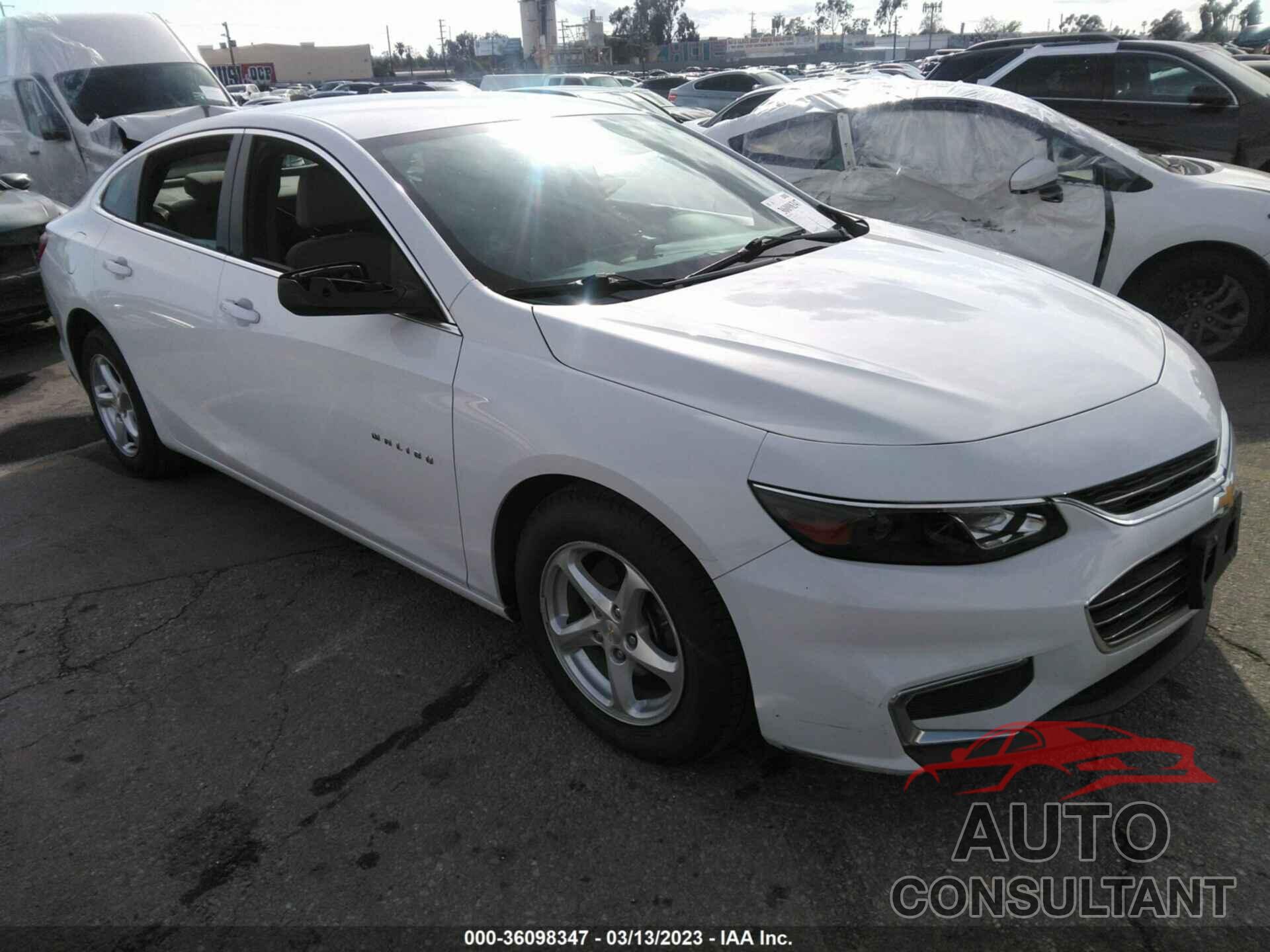 CHEVROLET MALIBU 2018 - 1G1ZC5ST3JF195361