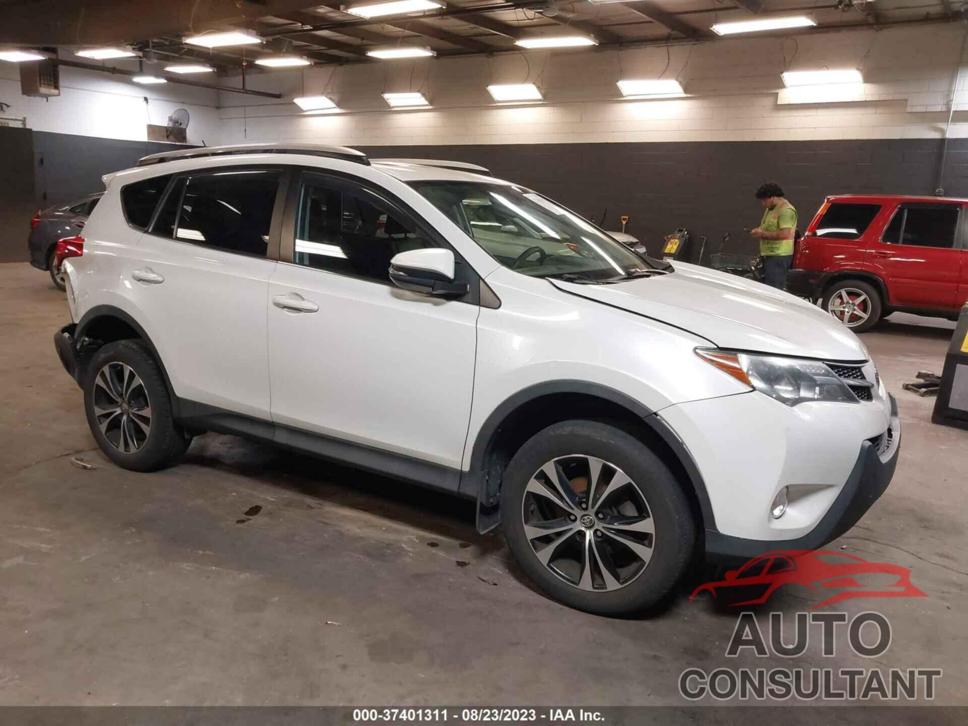 TOYOTA RAV4 2015 - 2T3DFREV0FW307634