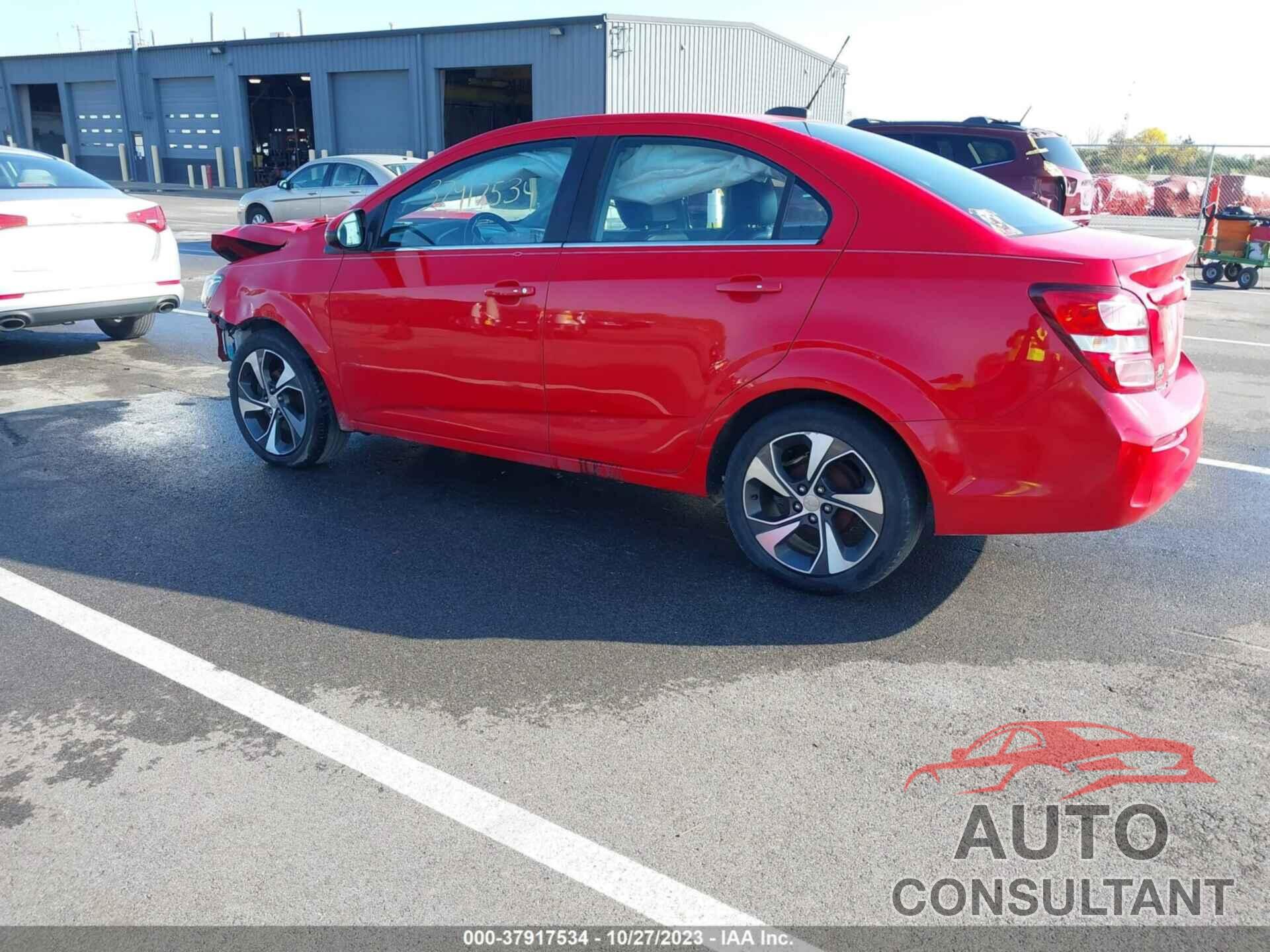 CHEVROLET SONIC 2017 - 1G1JF5SB3H4136053