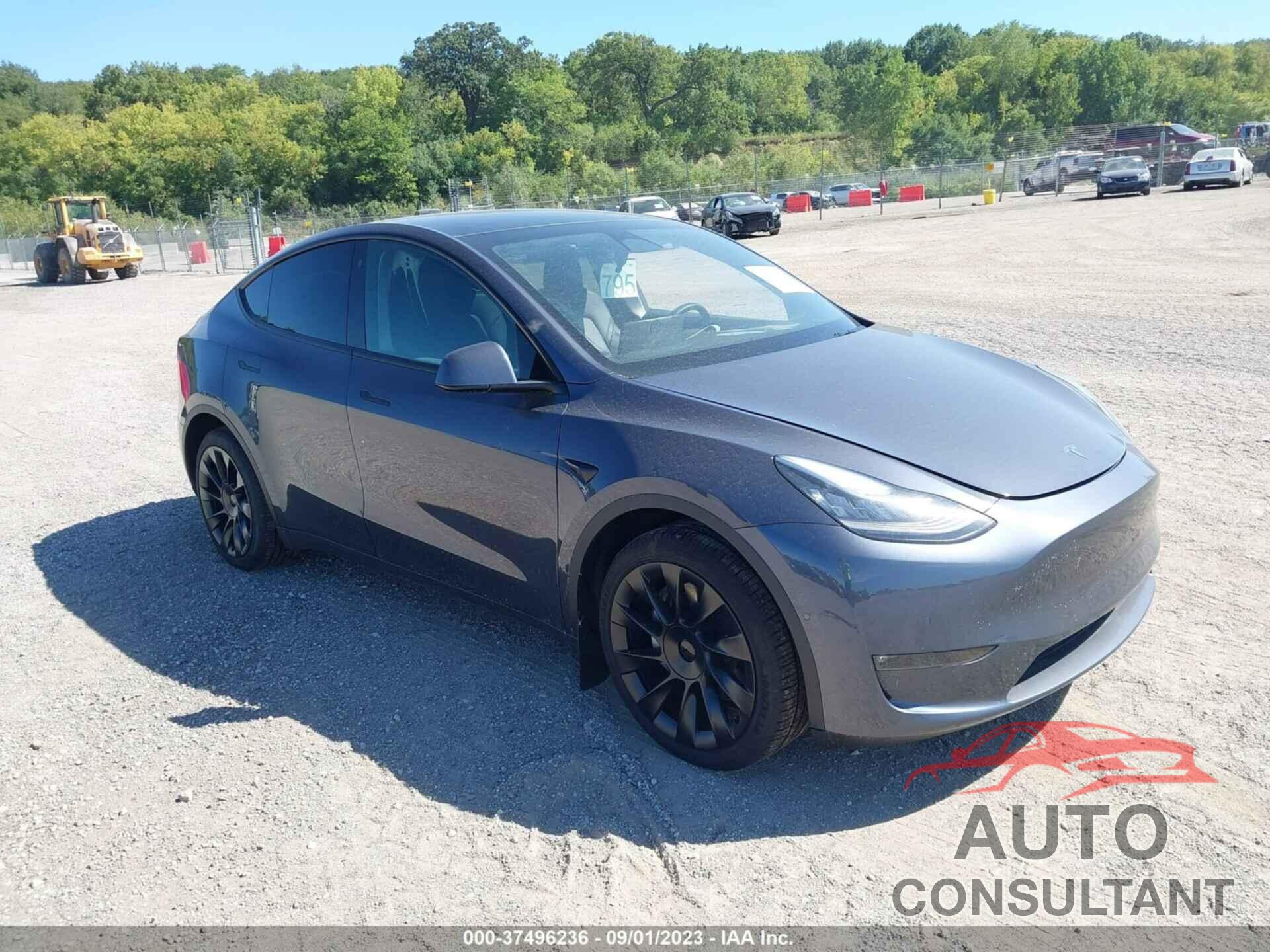 TESLA MODEL Y 2023 - 7SAYGAEE0PF585699