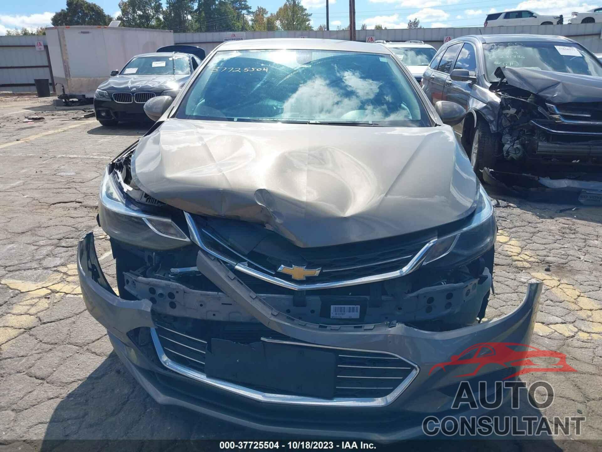 CHEVROLET CRUZE 2018 - 1G1BE5SM9J7237286