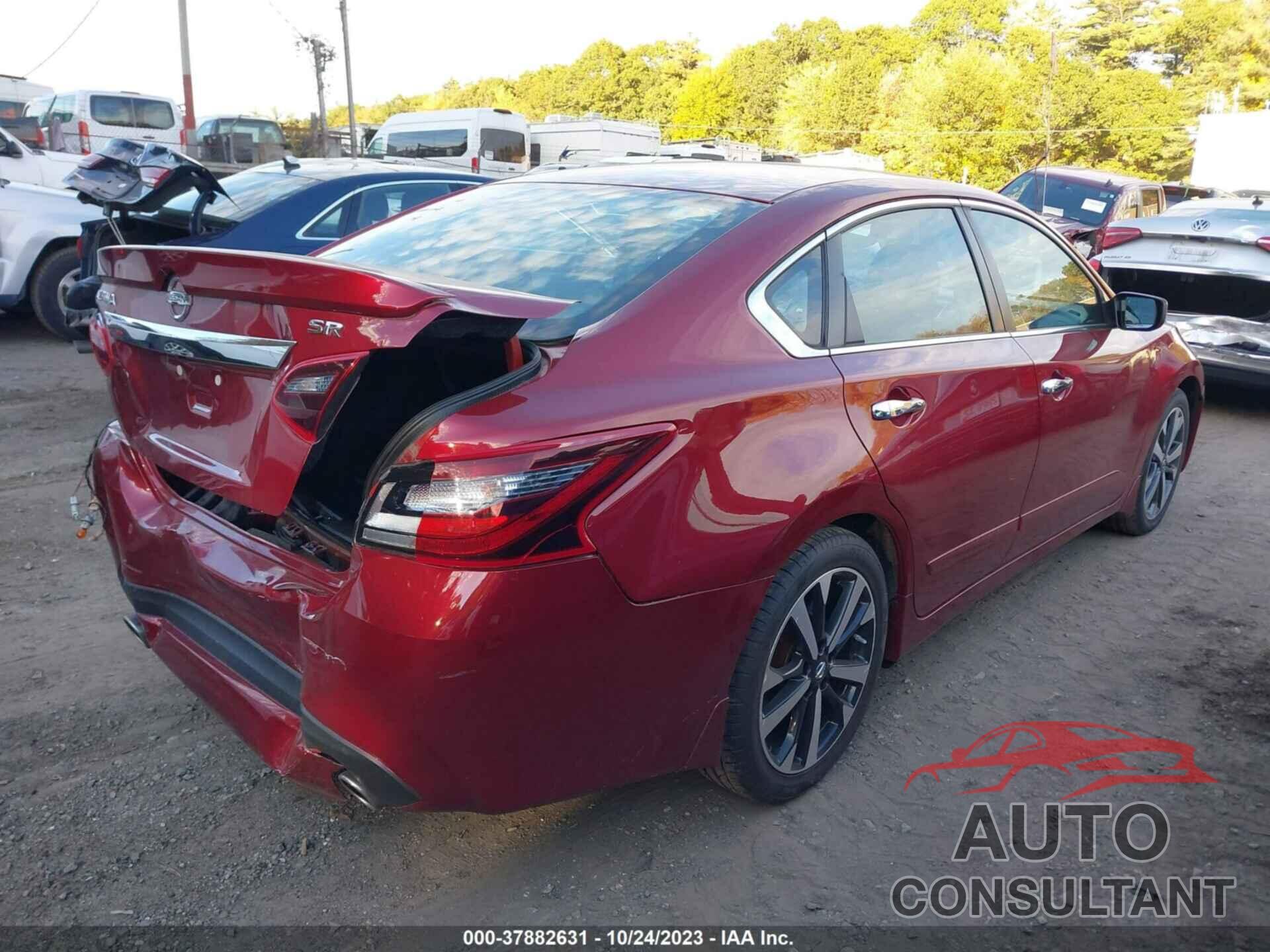 NISSAN ALTIMA 2018 - 1N4AL3AP6JC110775