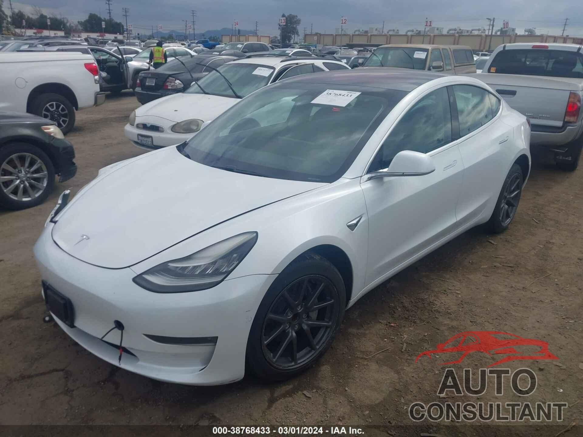 TESLA MODEL 3 2018 - 5YJ3E1EA7JF161860