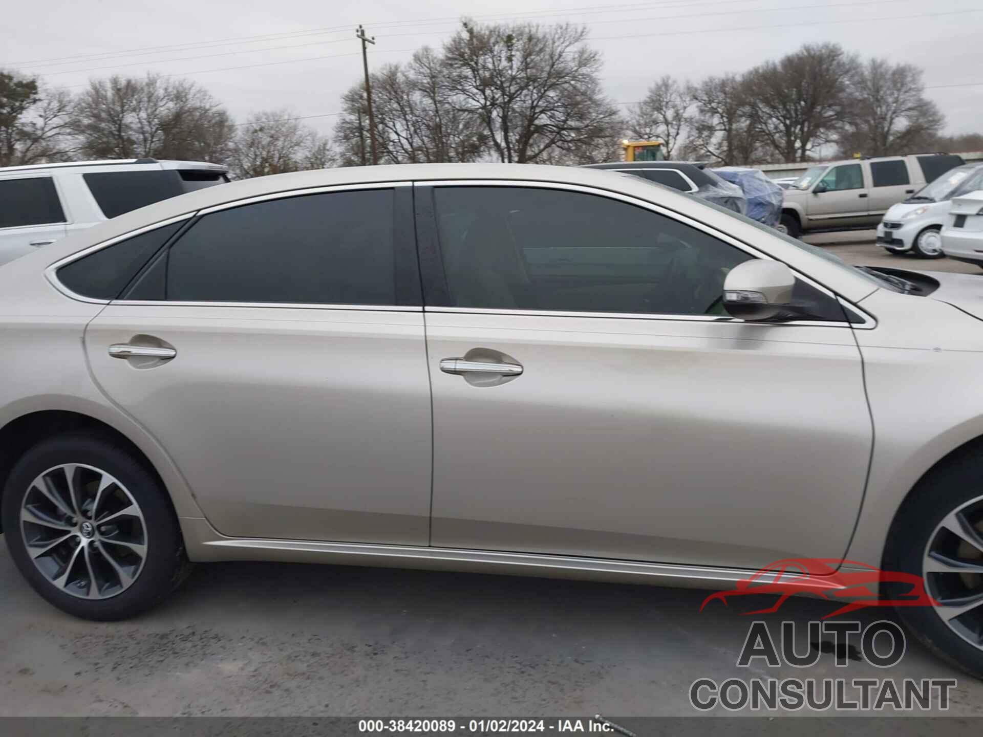 TOYOTA AVALON 2018 - 4T1BK1EBXJU265789