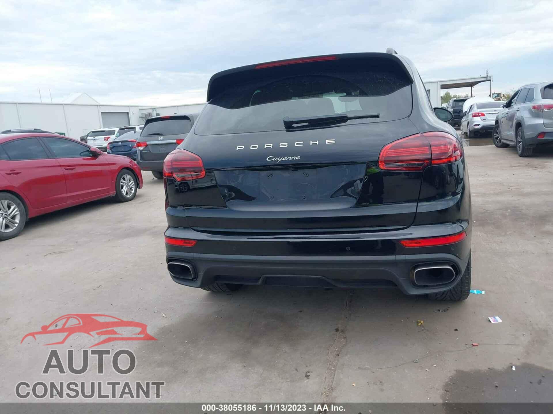 PORSCHE CAYENNE 2017 - WP1AA2A28HKA89473