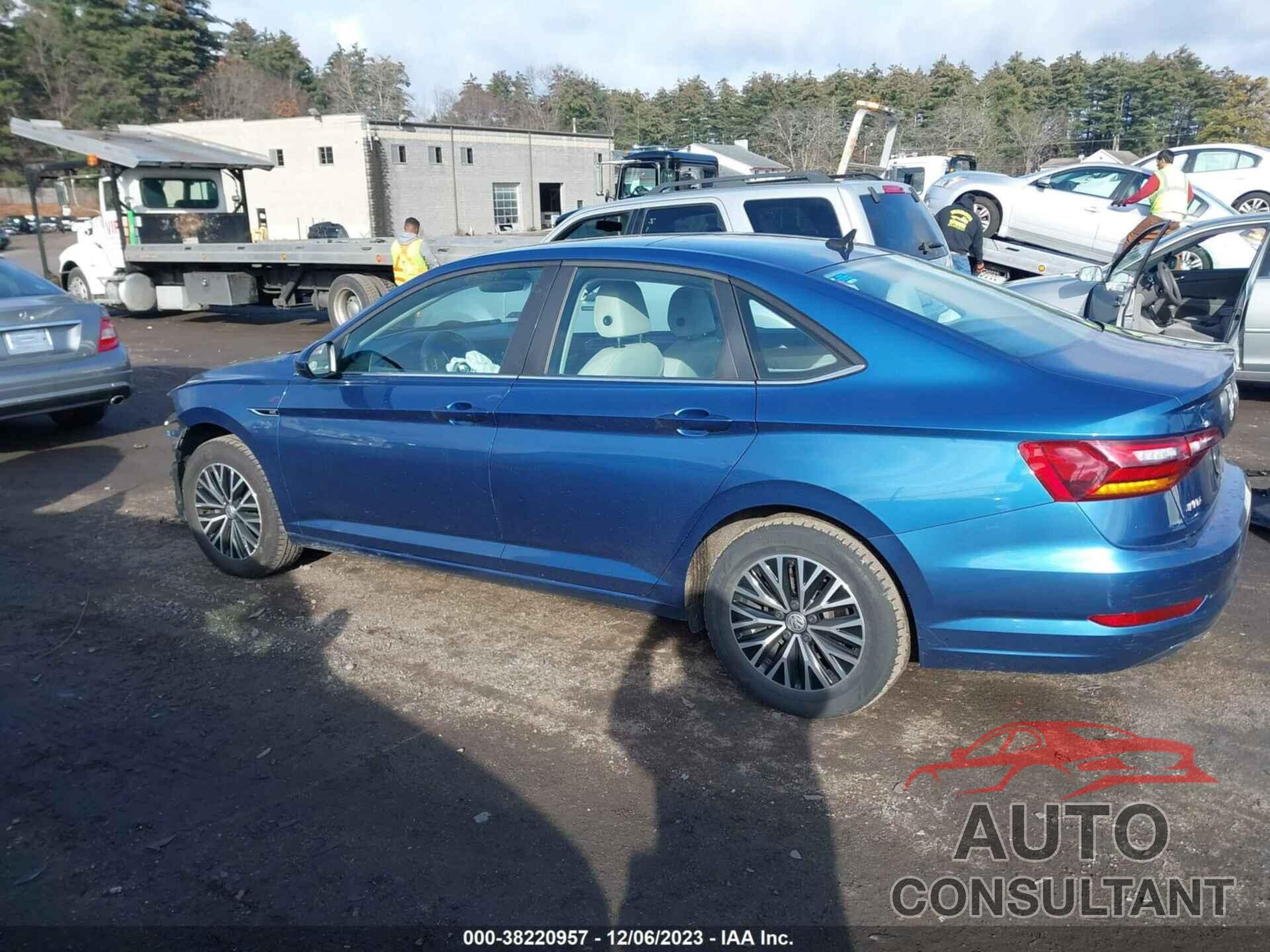 VOLKSWAGEN JETTA 2019 - 3VWE57BU9KM079438