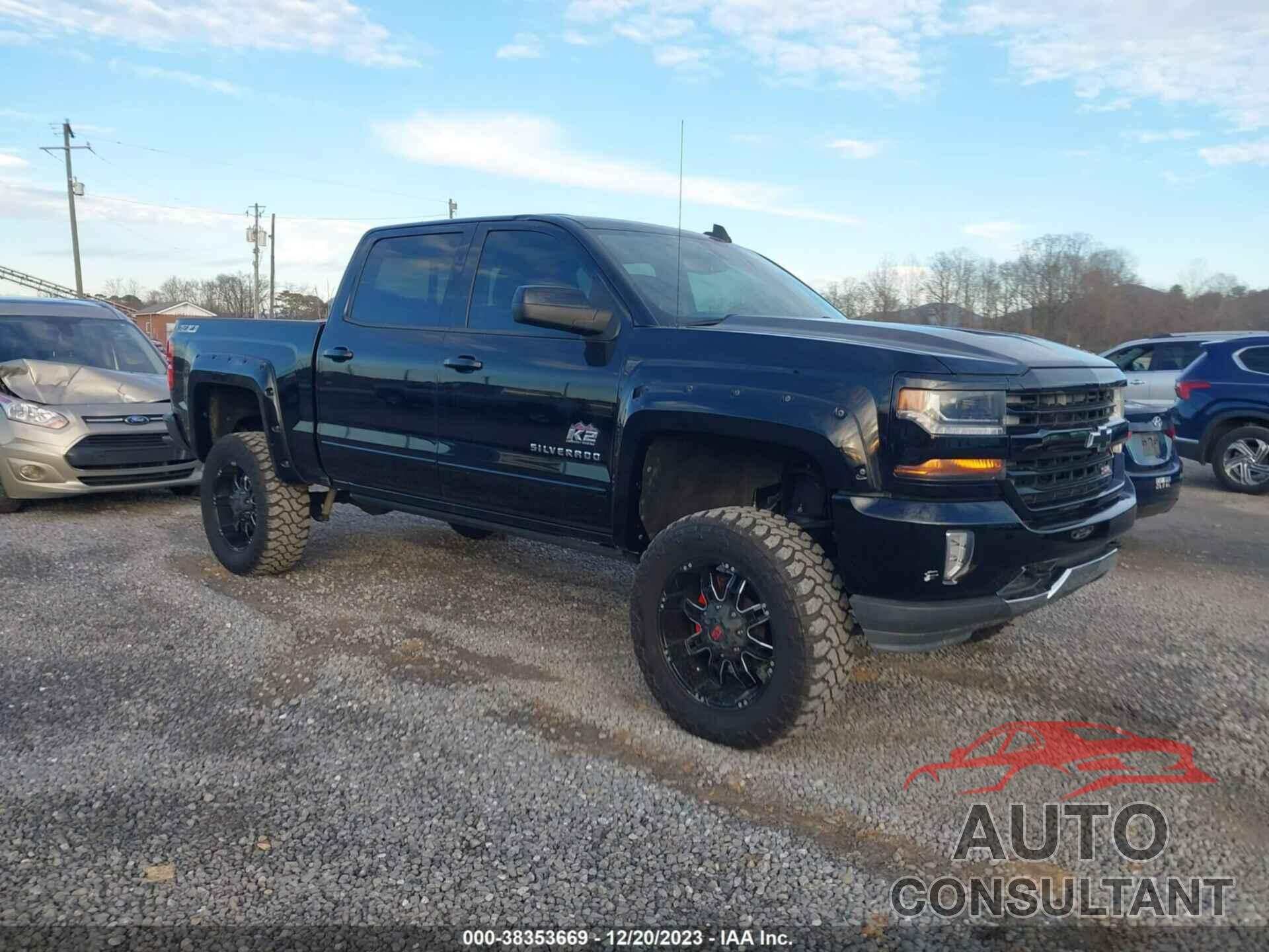 CHEVROLET SILVERADO 1500 2018 - 3GCUKREC4JG322169