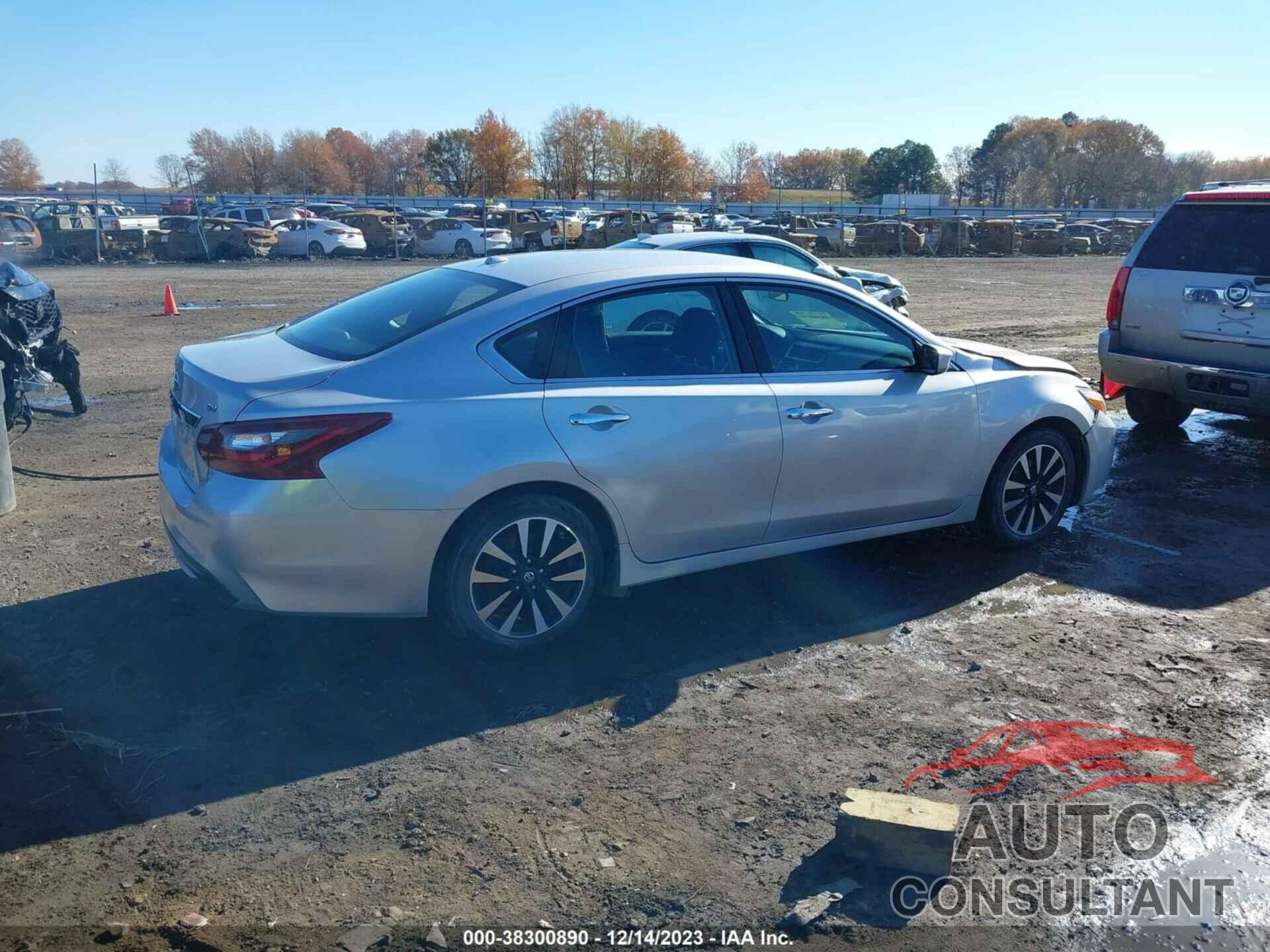 NISSAN ALTIMA 2018 - 1N4AL3AP6JC246906