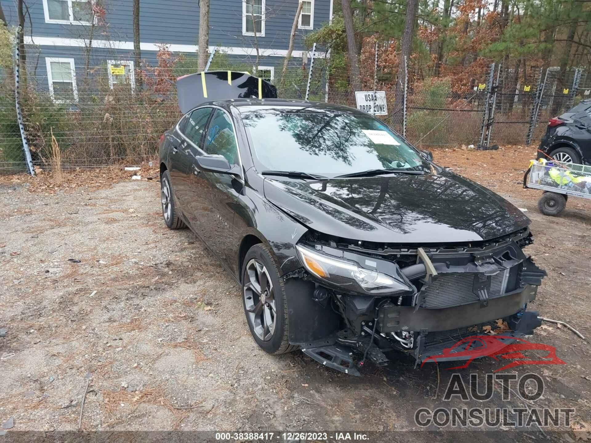 CHEVROLET MALIBU 2023 - 1G1ZD5ST0PF210923