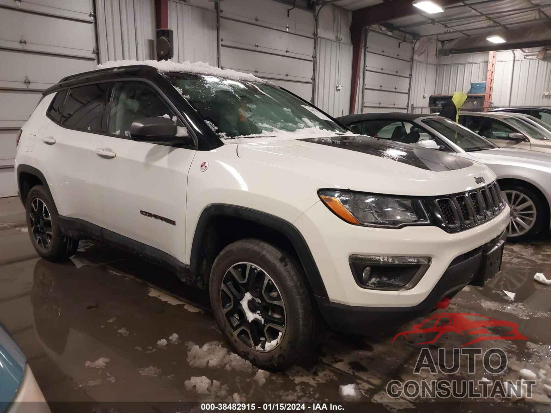 JEEP COMPASS 2021 - 3C4NJDDBXMT511827