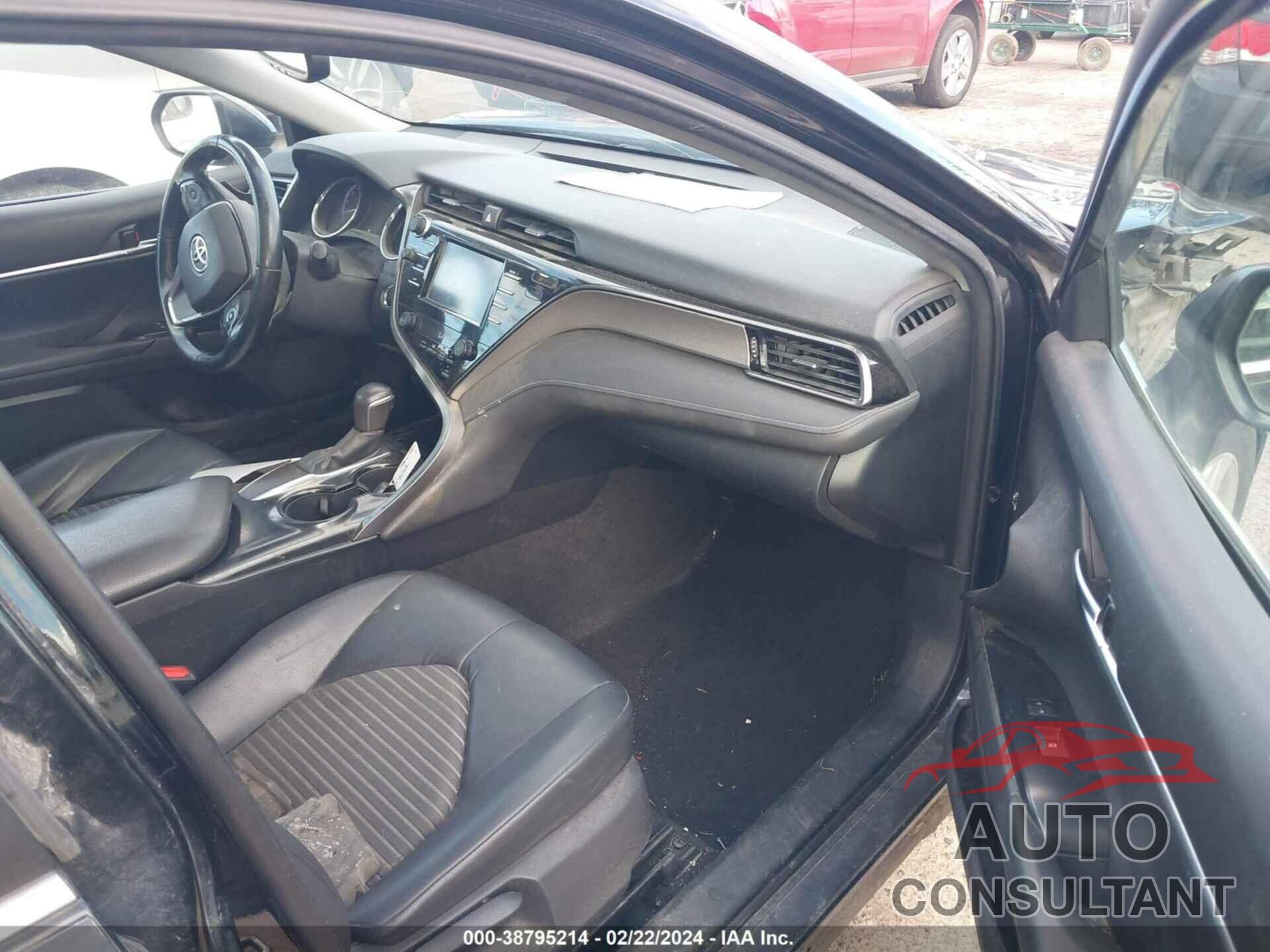 TOYOTA CAMRY 2019 - 4T1B11HK8KU749539