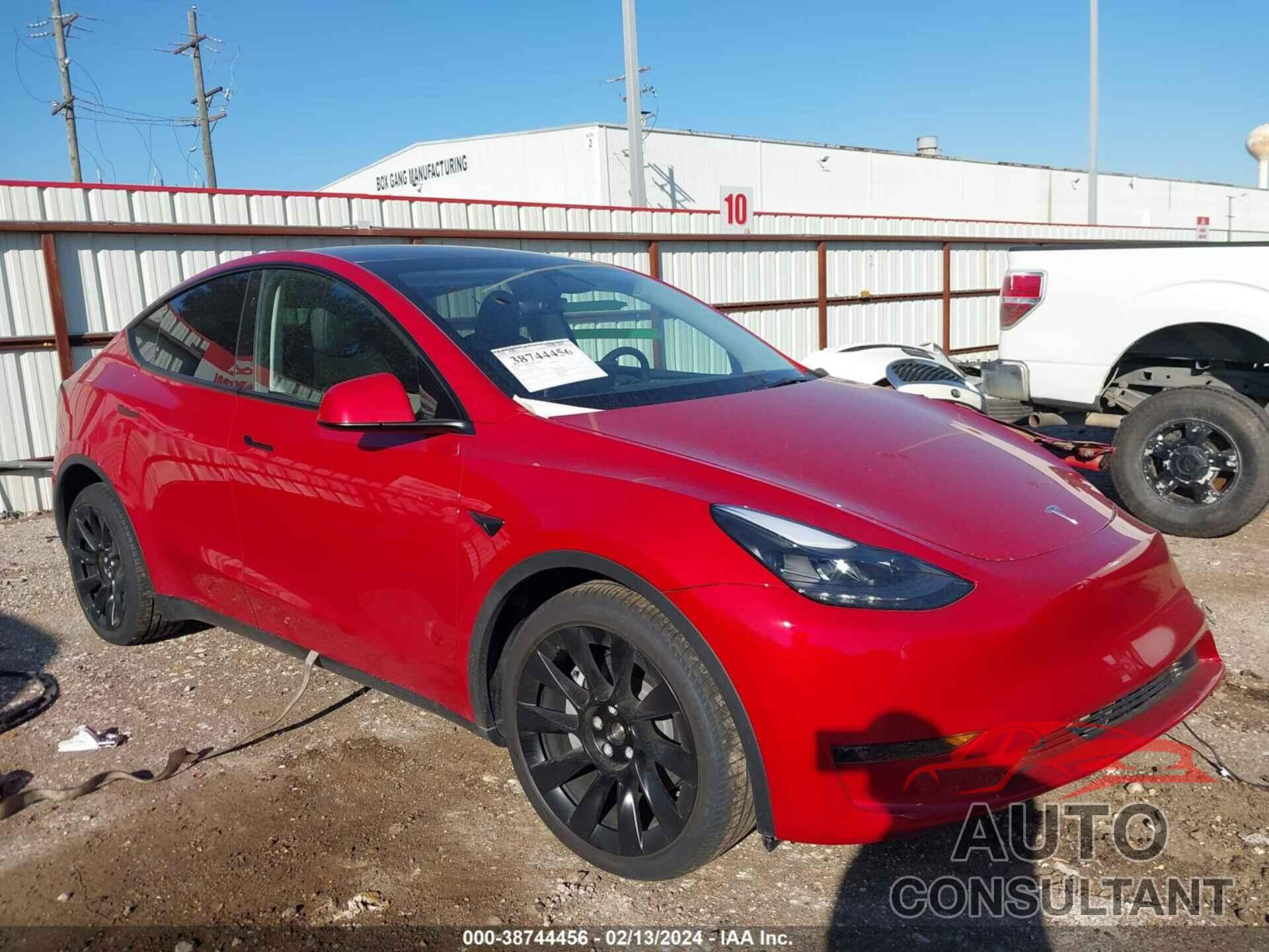 TESLA MODEL Y 2023 - 7SAYGDEE3PA172383