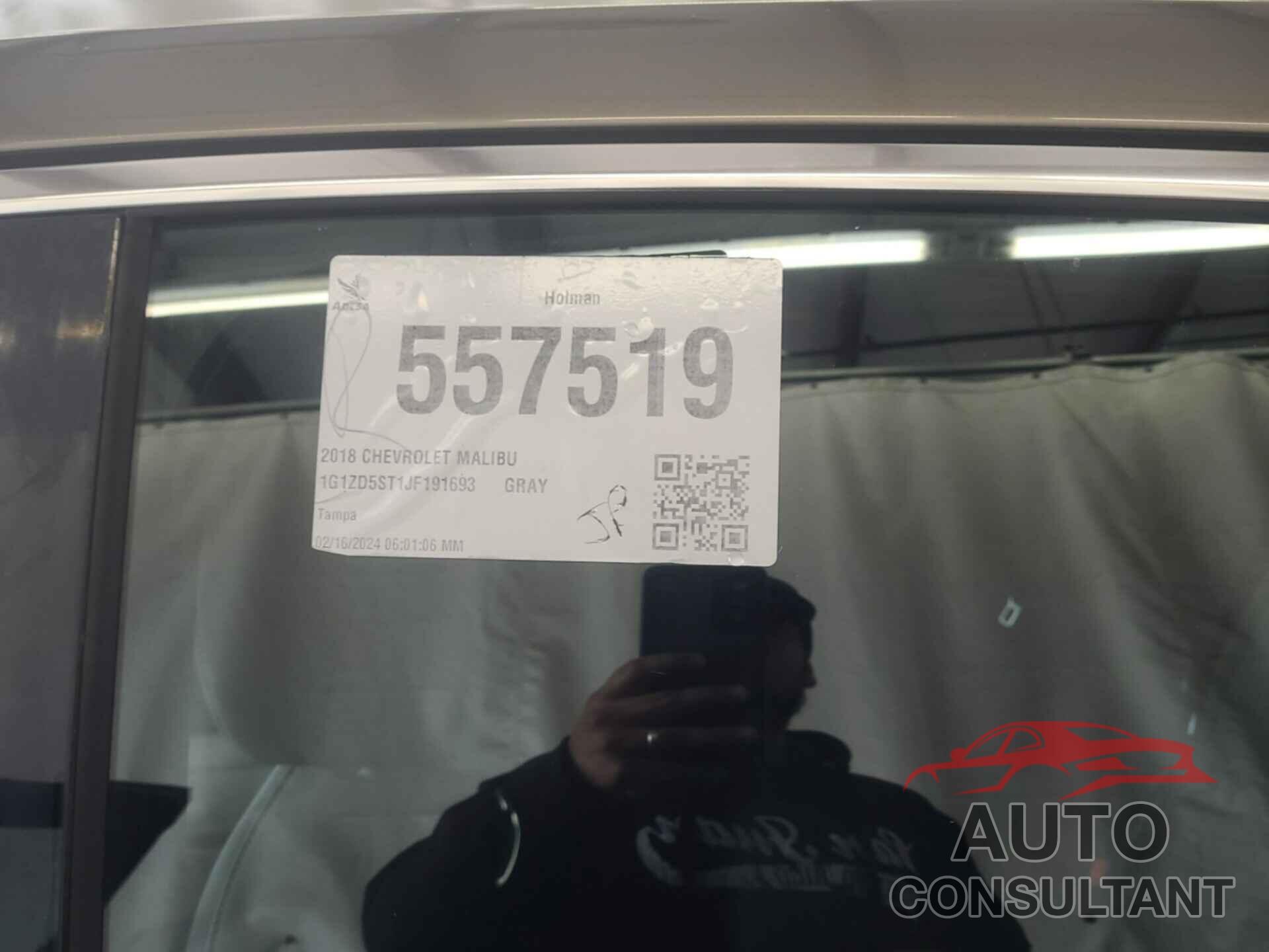 CHEVROLET MALIBU 2018 - 1G1ZD5ST1JF191693