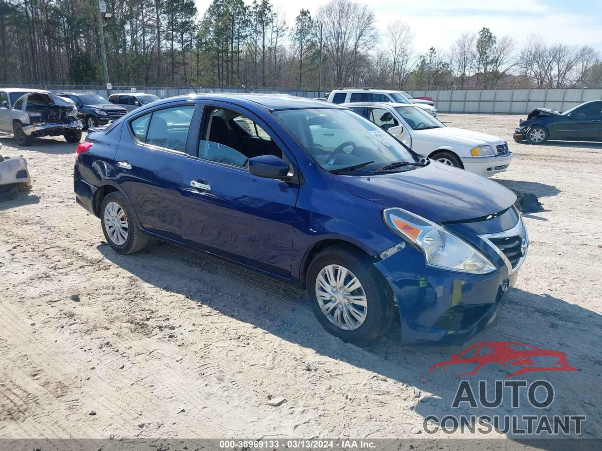 NISSAN VERSA 2018 - 3N1CN7AP2JL837195