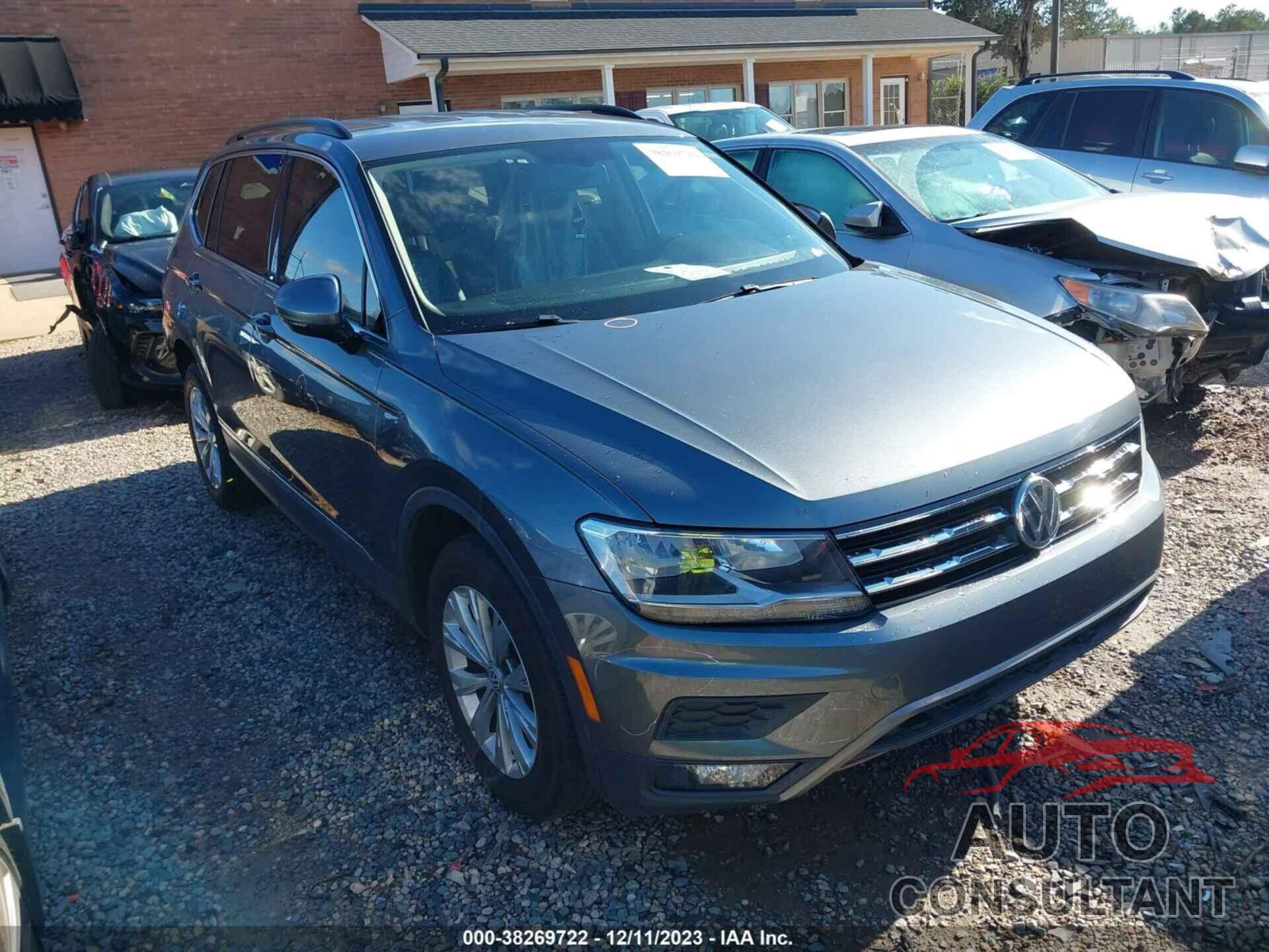 VOLKSWAGEN TIGUAN 2018 - 3VV2B7AX0JM016335