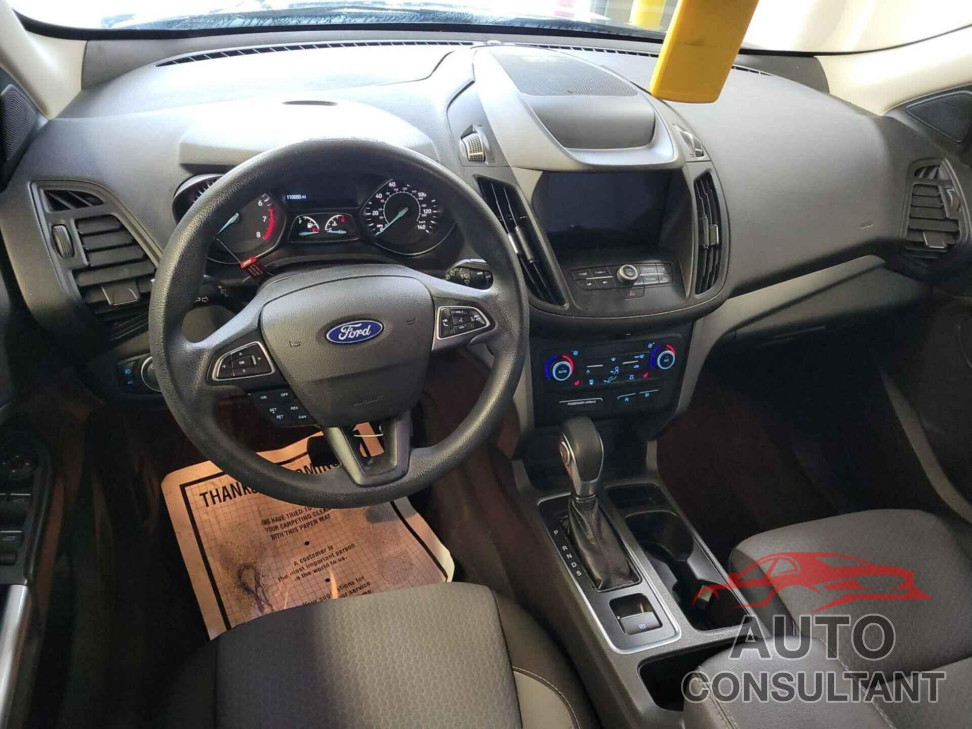 FORD ESCAPE 2019 - 1FMCU0GDXKUB82467