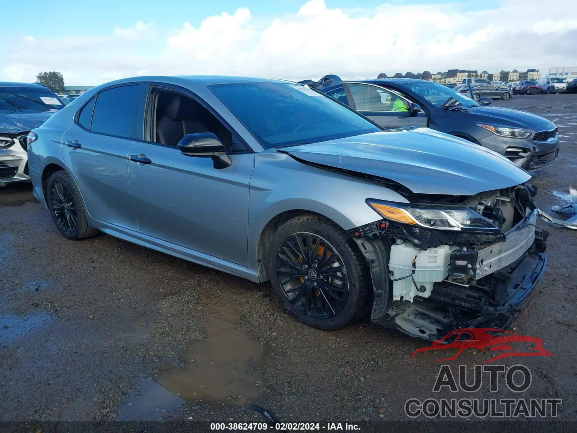TOYOTA CAMRY 2020 - 4T1G11AK9LU388145