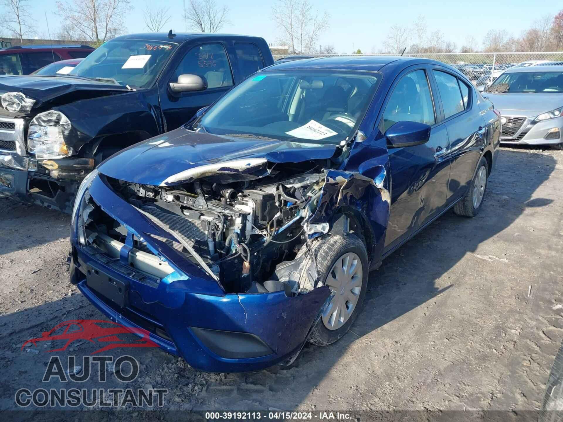 NISSAN VERSA 2019 - 3N1CN7AP3KL855335