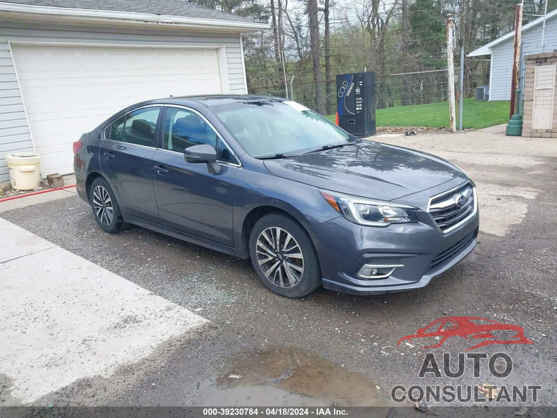 SUBARU LEGACY 2019 - 4S3BNAF60K3024019