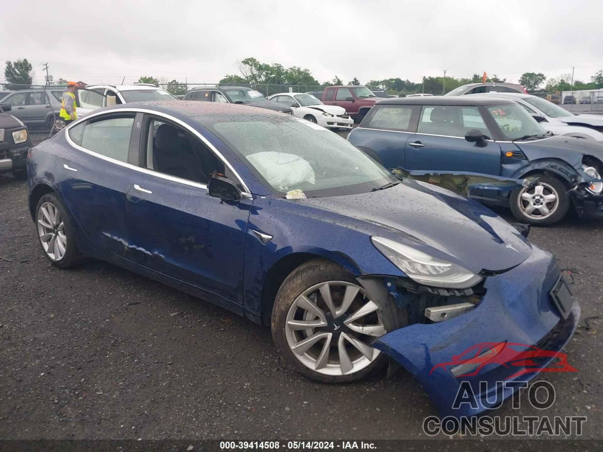 TESLA MODEL 3 2018 - 5YJ3E1EA1JF048681